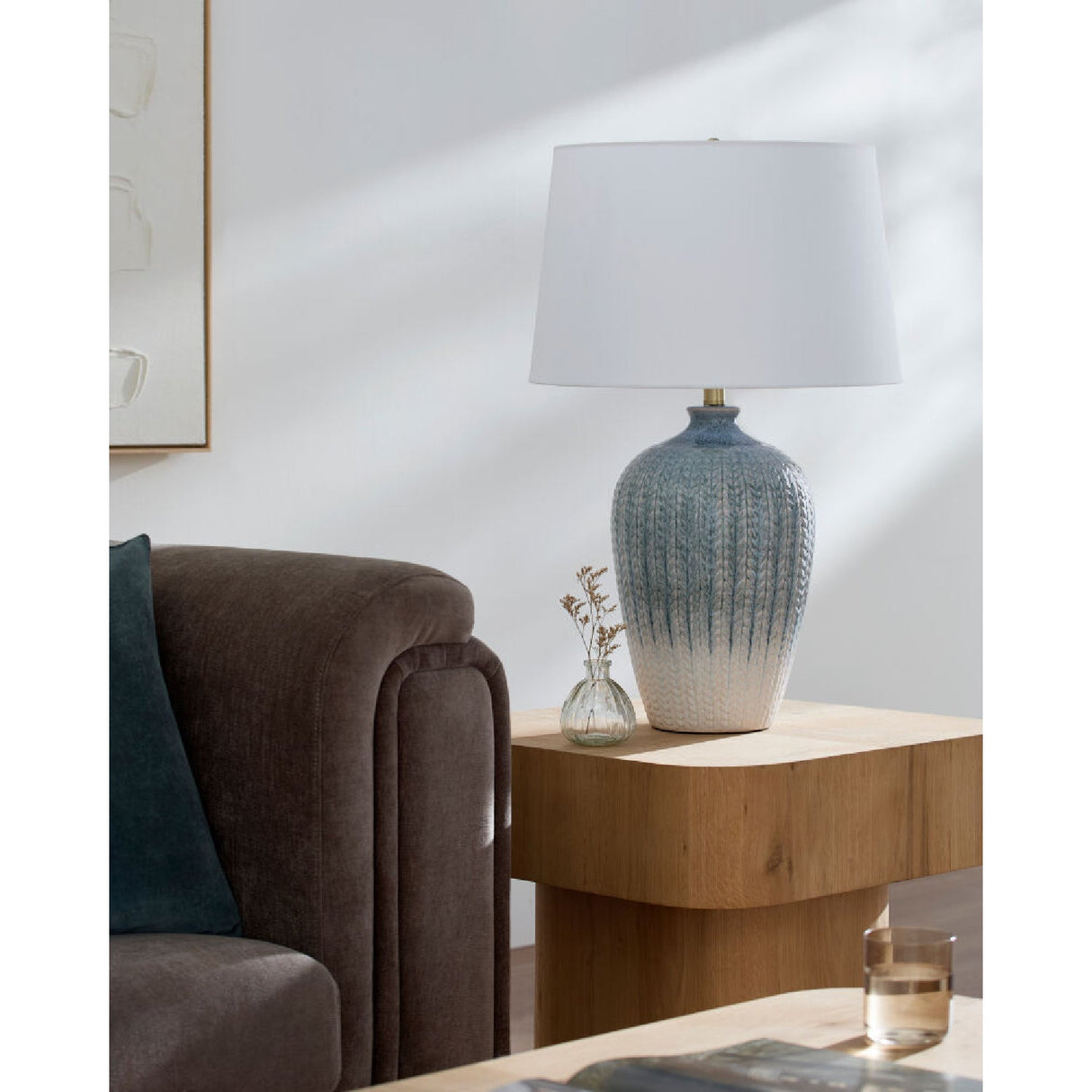 Modern European furniture - Gradient Blue Ceramic Table Lamp - www.oroa.com