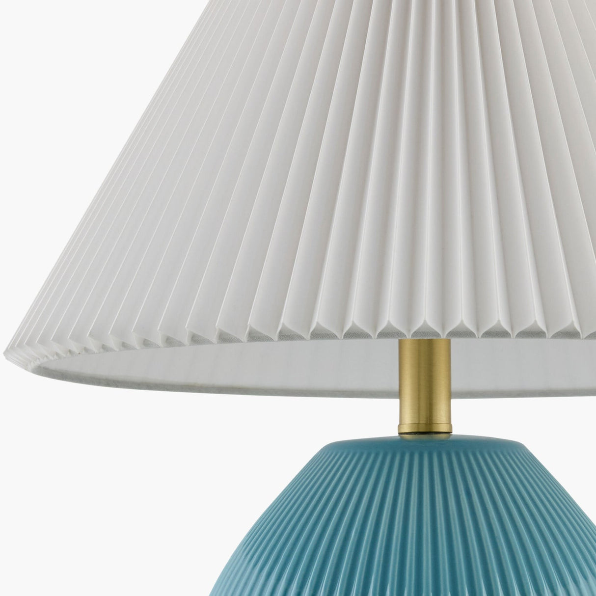 Modern European furniture - Ceramic Pleated Linen Table Lamp - www.oroa.com