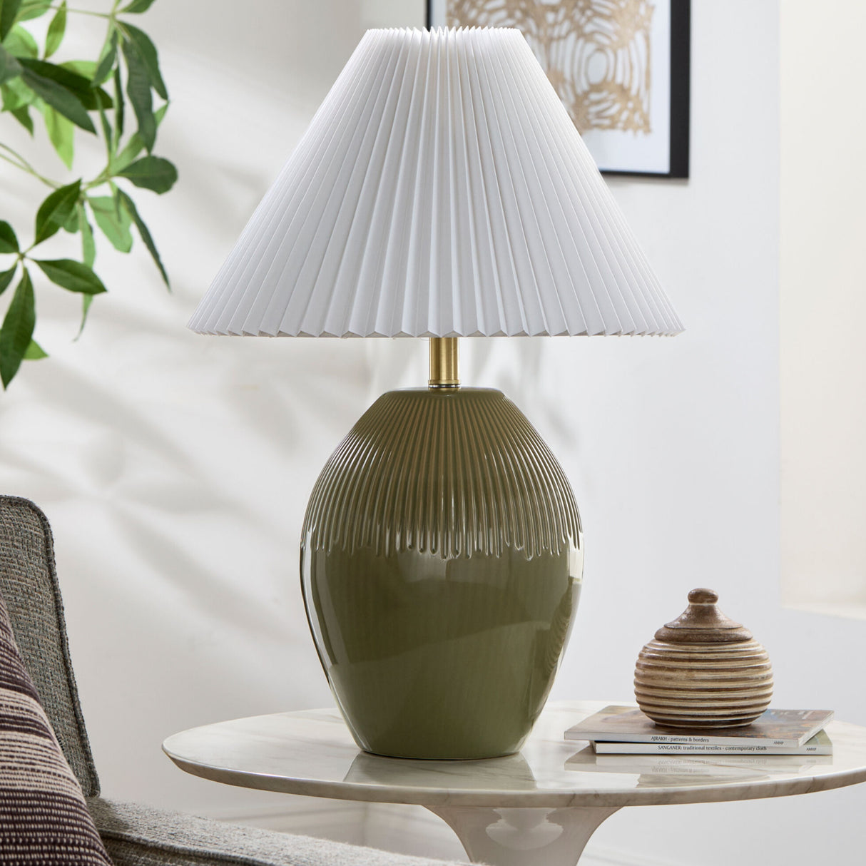 Modern European furniture - Ceramic Pleated Linen Table Lamp - www.oroa.com