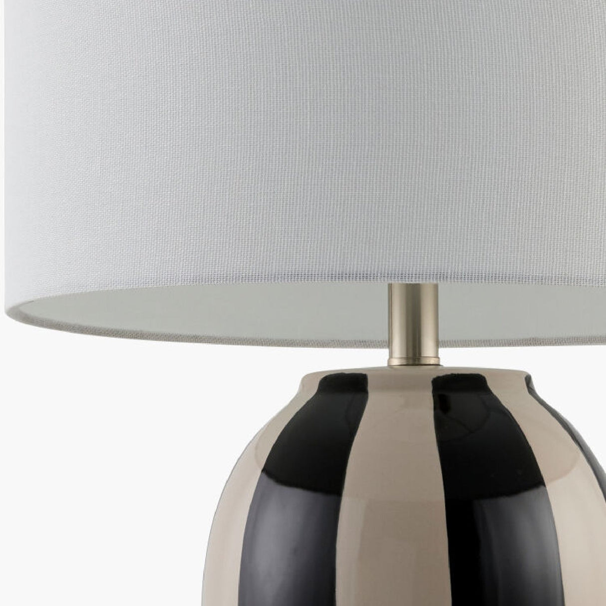 Modern European furniture - Striped Ceramic Table Lamp - www.oroa.com