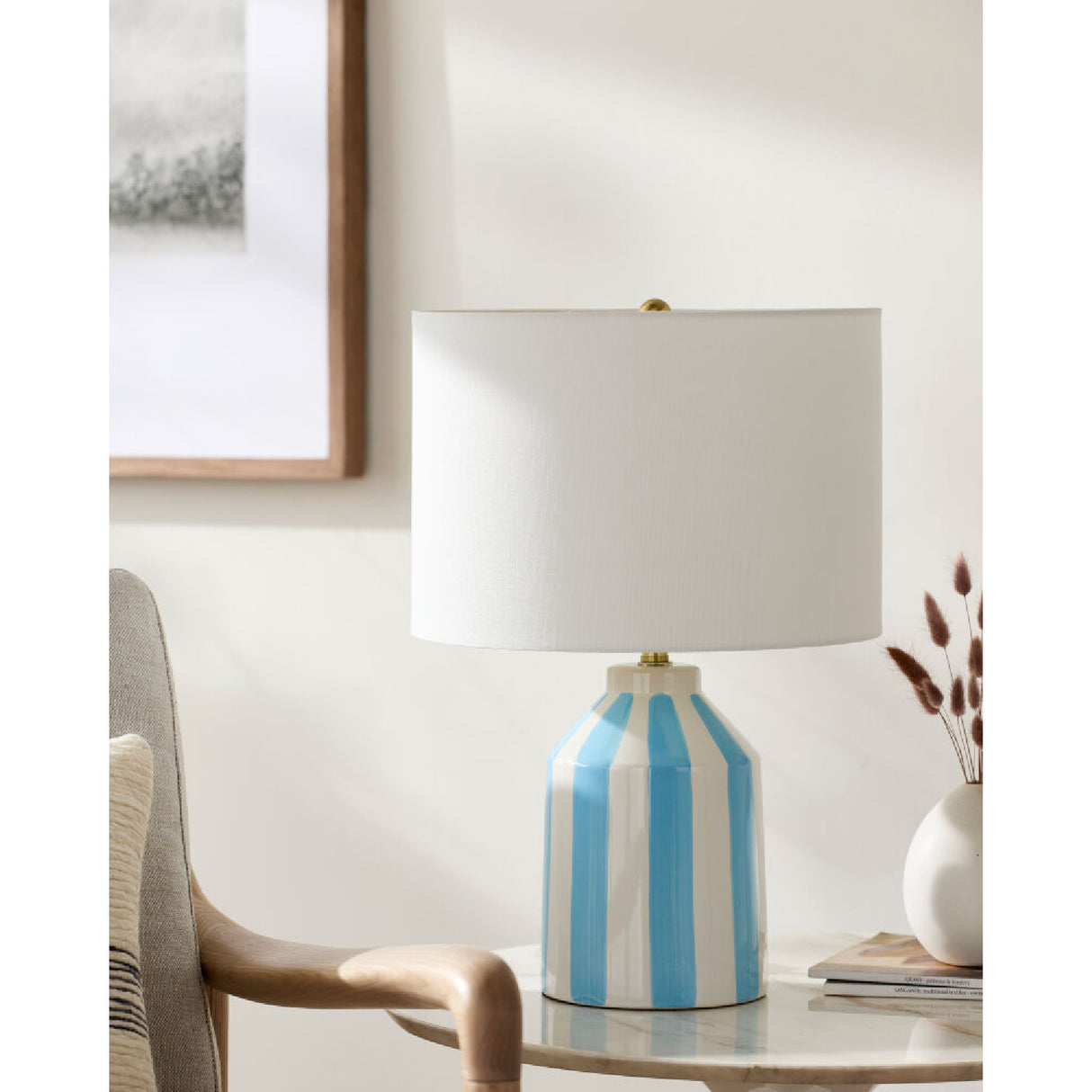 Modern European furniture - Vertical Lined Ceramic Table Lamp - www.oroa.com