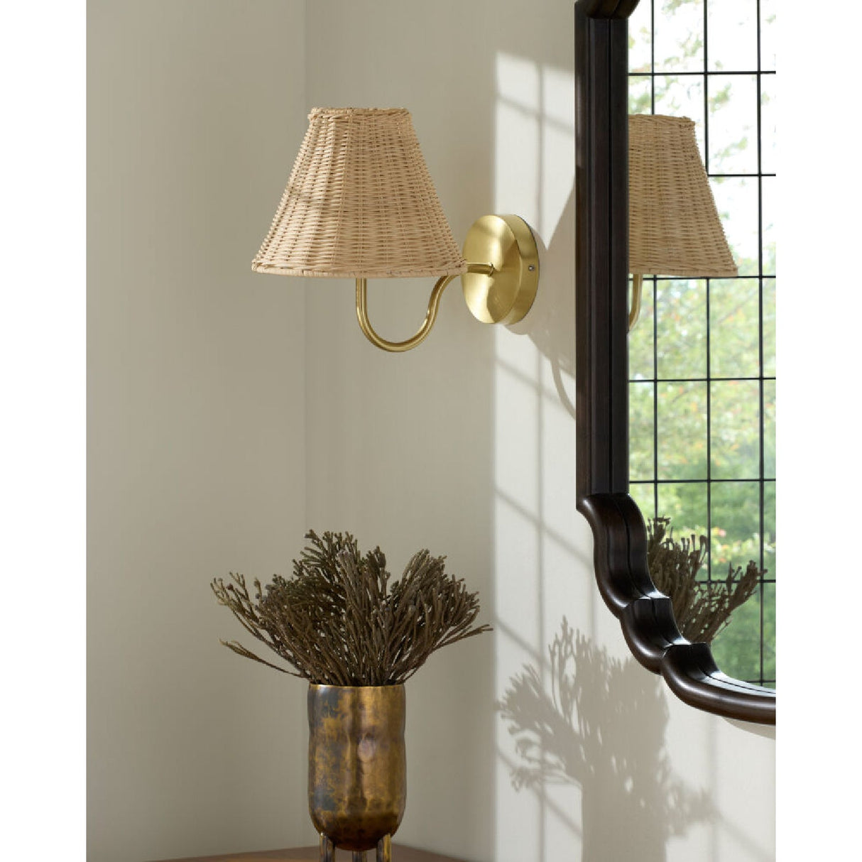 Modern European furniture - Rattan Shade Wall Lamp - www.oroa.com