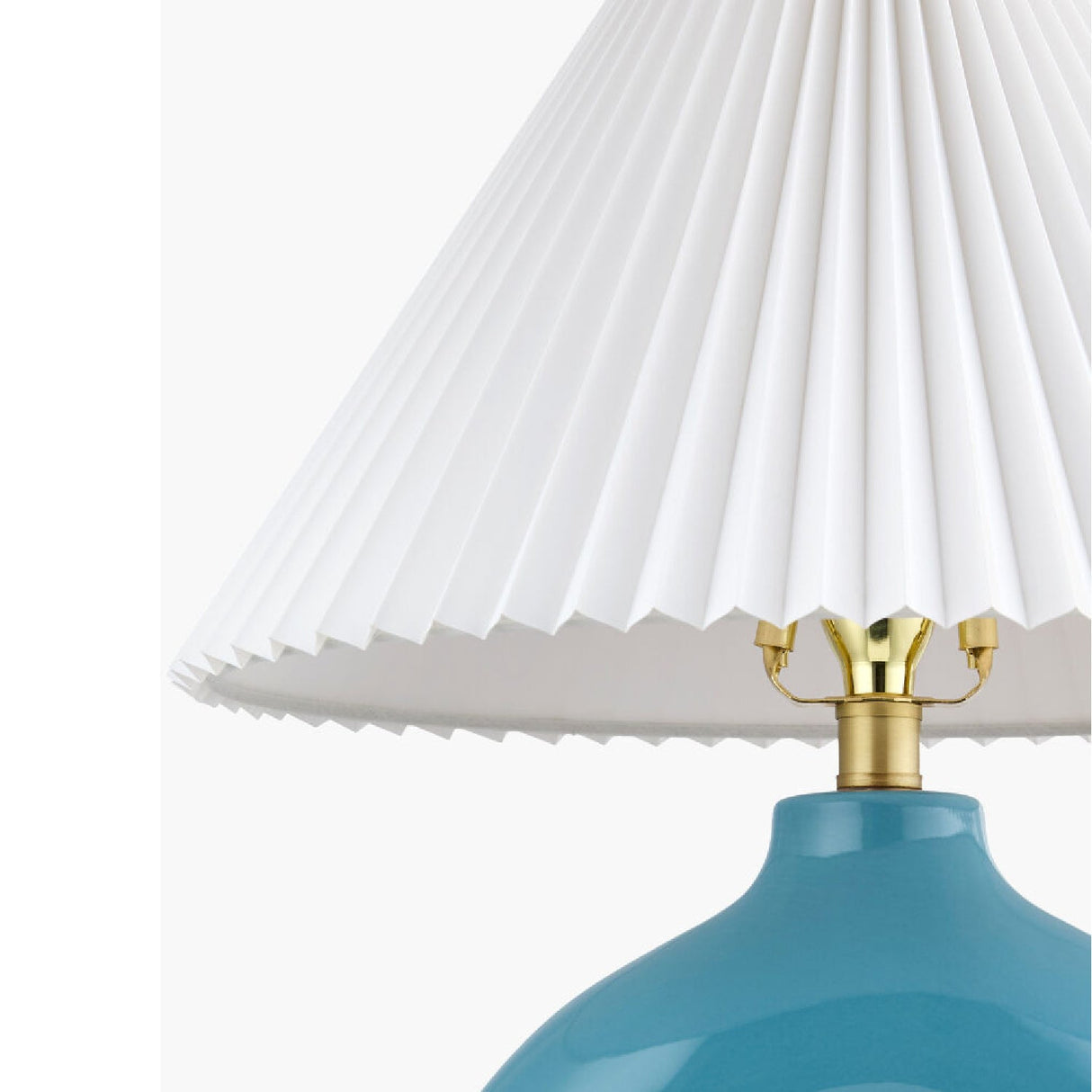 Modern European furniture - Pleated White Fabric Table Lamp - www.oroa.com