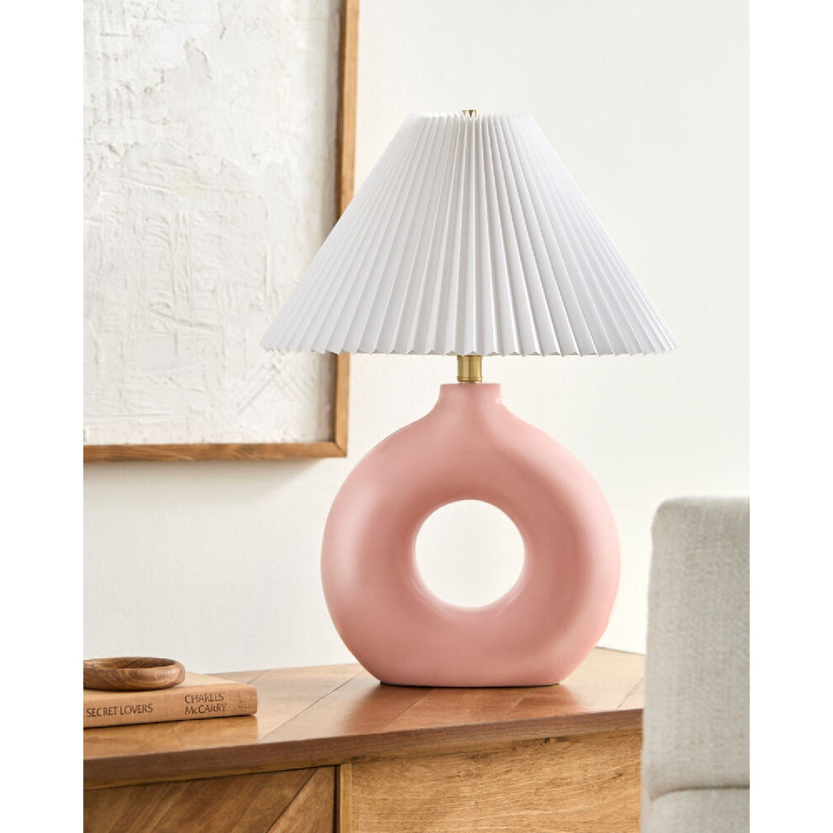 Modern European furniture - Pleated White Fabric Table Lamp - www.oroa.com