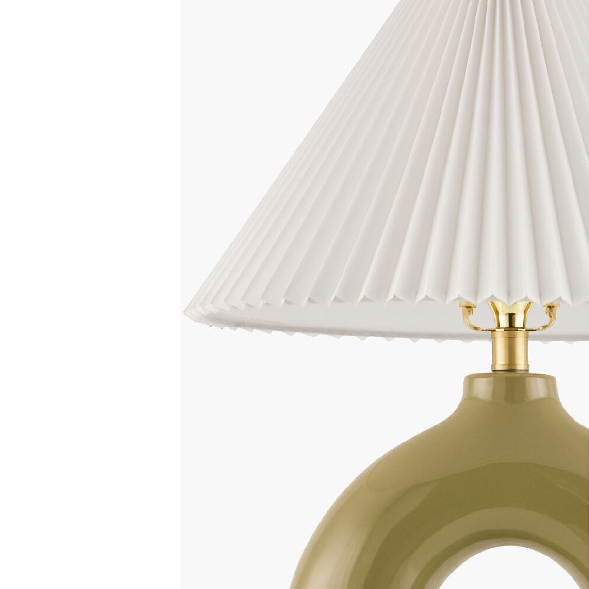 Modern European furniture - Pleated White Fabric Table Lamp - www.oroa.com
