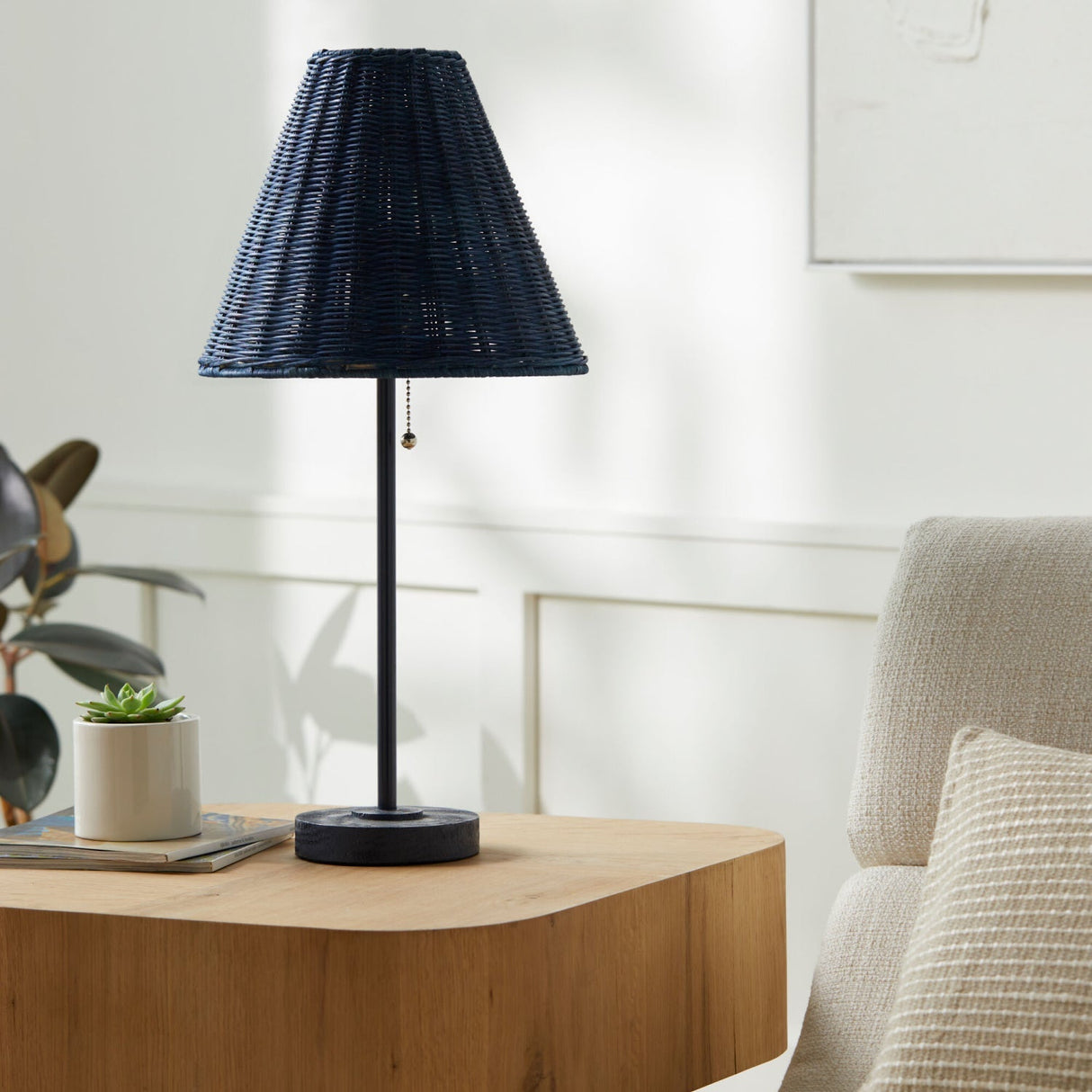 Modern European furniture - Empire Rattan Accent Table Lamp - www.oroa.com