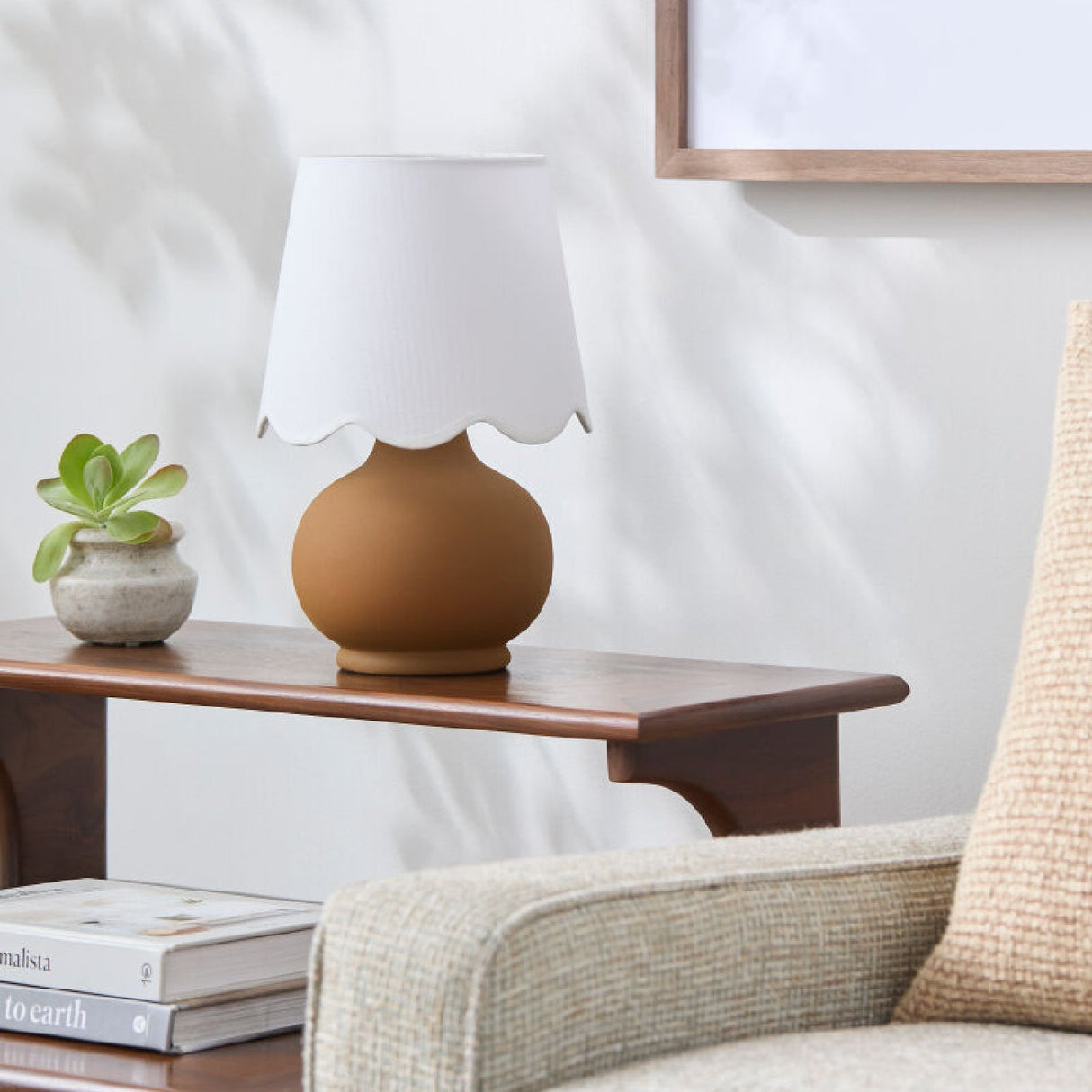 Modern European furniture - Scalloped Raffia Accent Table Lamp - www.oroa.com