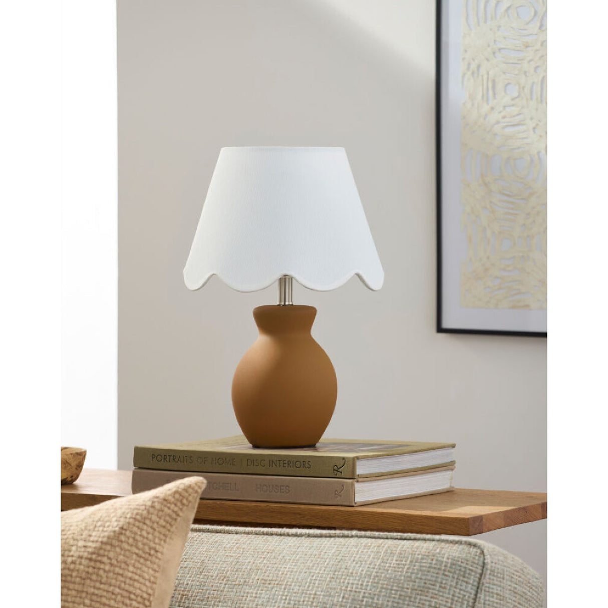 Modern European furniture - Scalloped Edge Accent Table Lamp - www.oroa.com