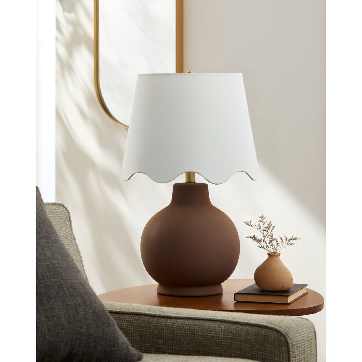 Modern European furniture - Wavy Linen Ceramic Table Lamp - www.oroa.com