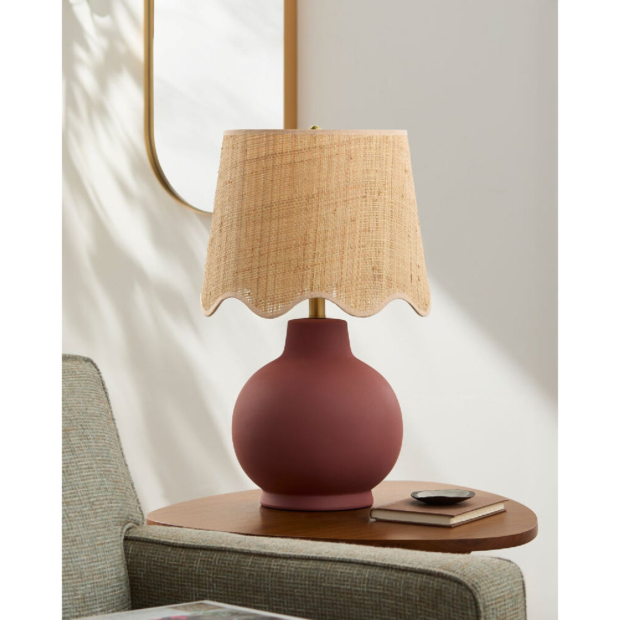 Modern European furniture - Wavy Linen Ceramic Table Lamp - www.oroa.com