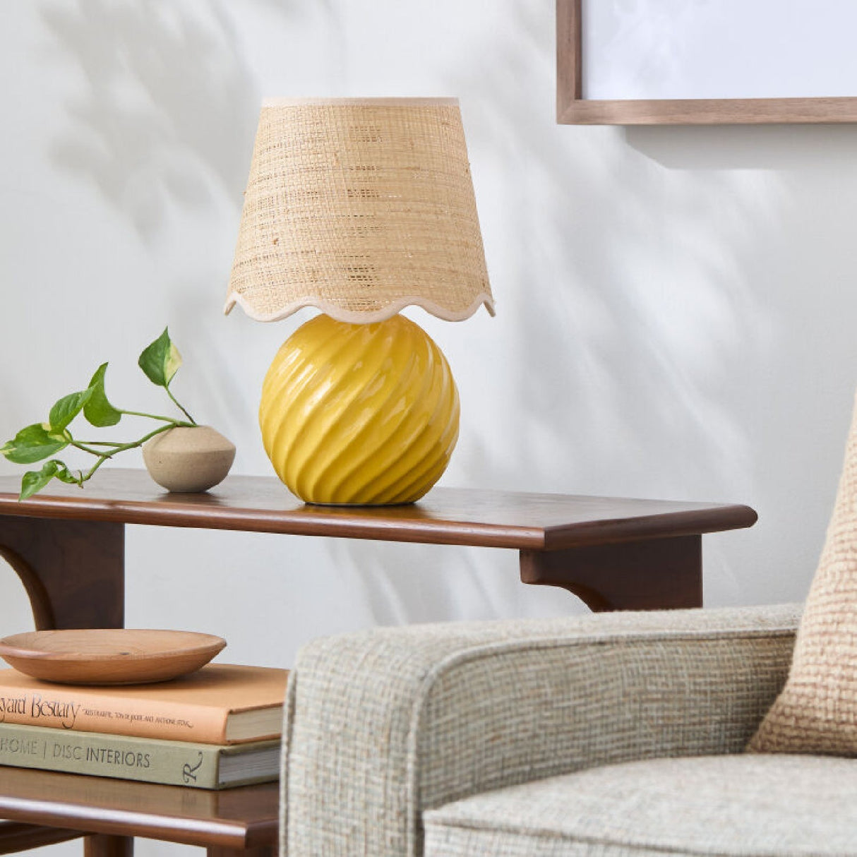 Modern European furniture - Round Glazed Ceramic Table Lamp - www.oroa.com