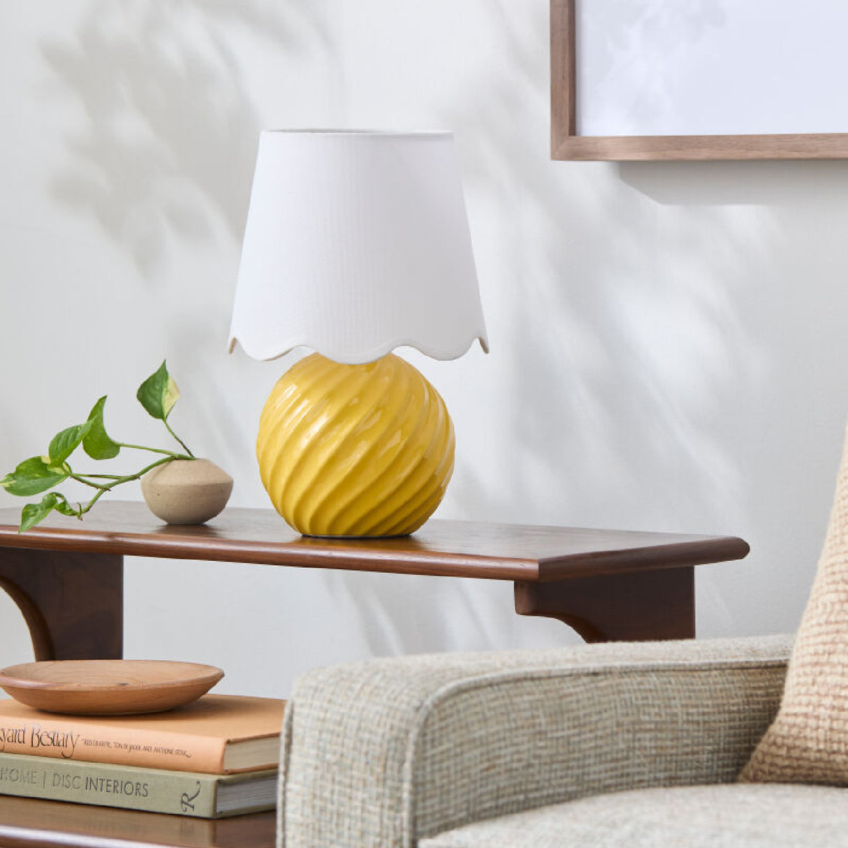 Modern European furniture - Round Glazed Ceramic Table Lamp - www.oroa.com