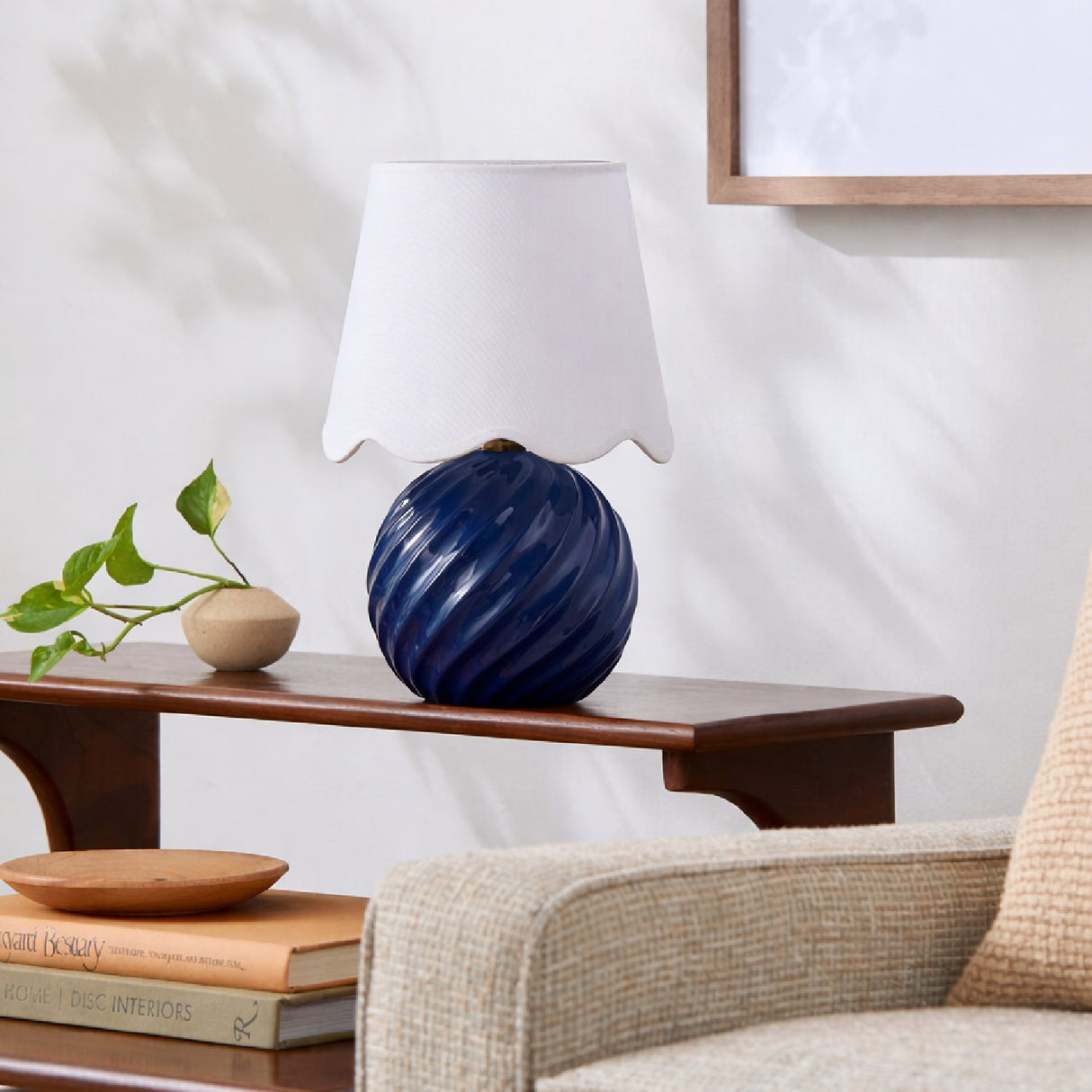 Modern European furniture - Round Glazed Ceramic Table Lamp - www.oroa.com