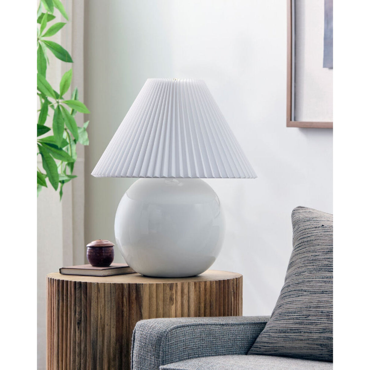Modern European furniture - Pleated White Fabric Table Lamp - www.oroa.com