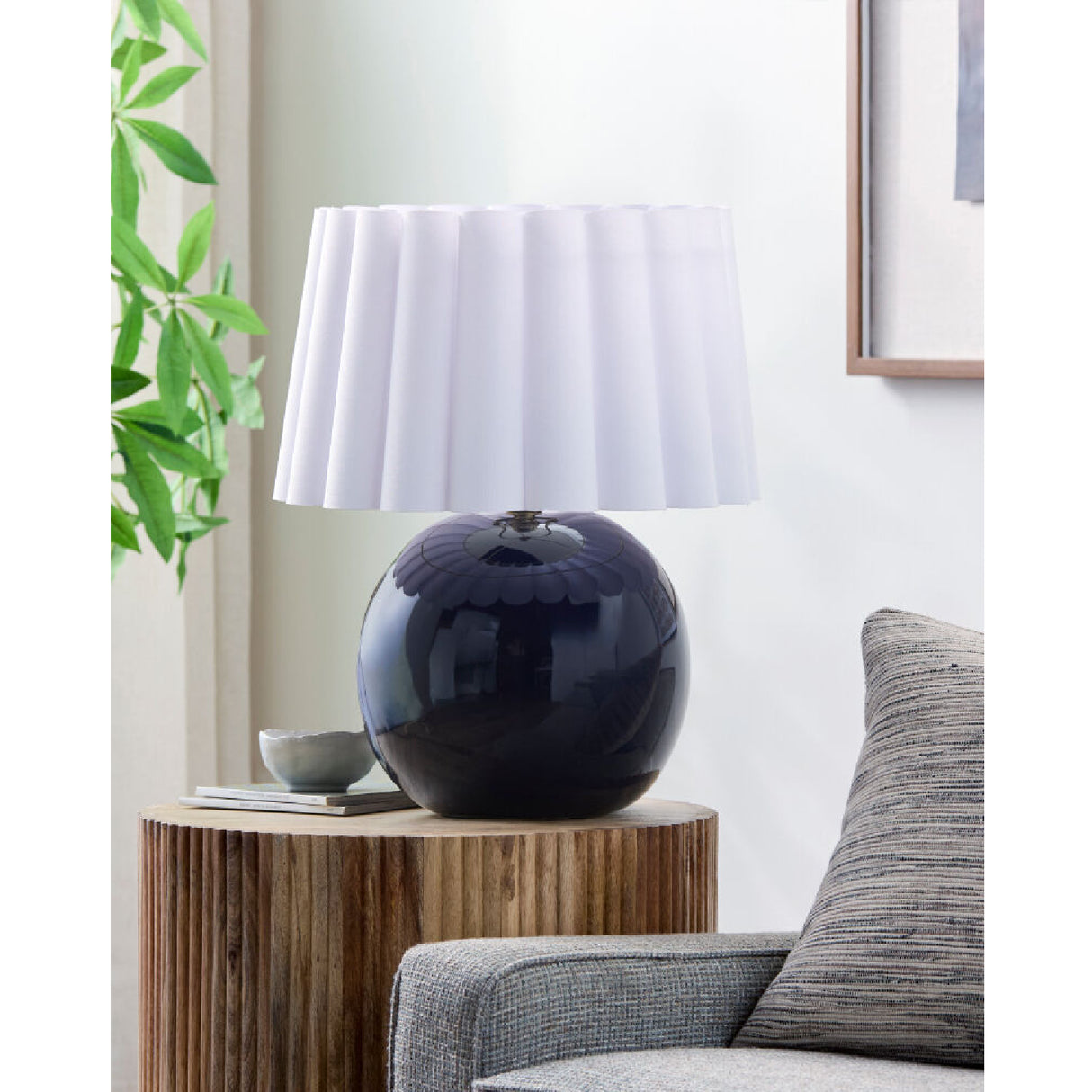 Modern European furniture - Scalloped White Fabric Table Lamp - www.oroa.com