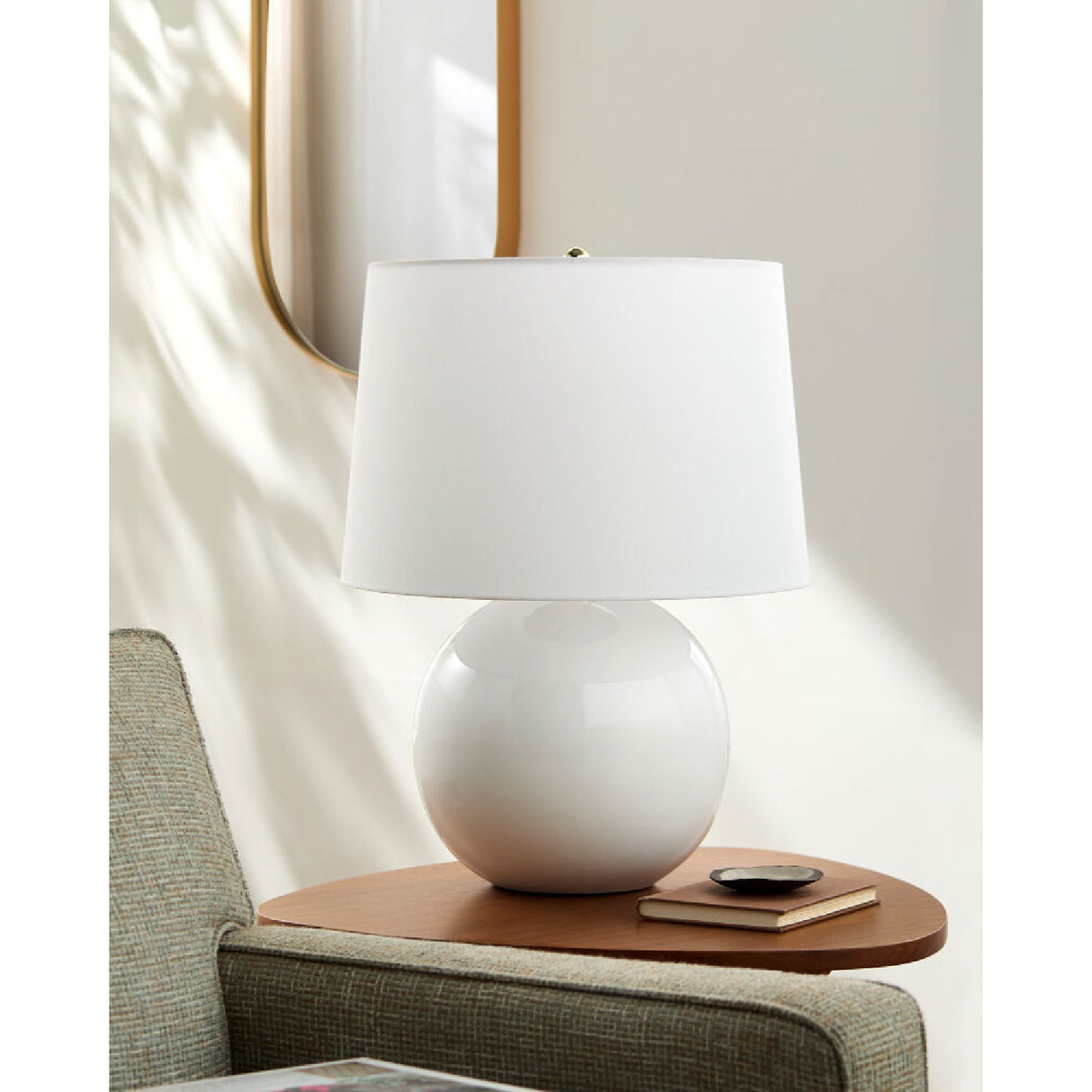 Modern European furniture - Glazed Globe Ceramic Table Lamp - www.oroa.com