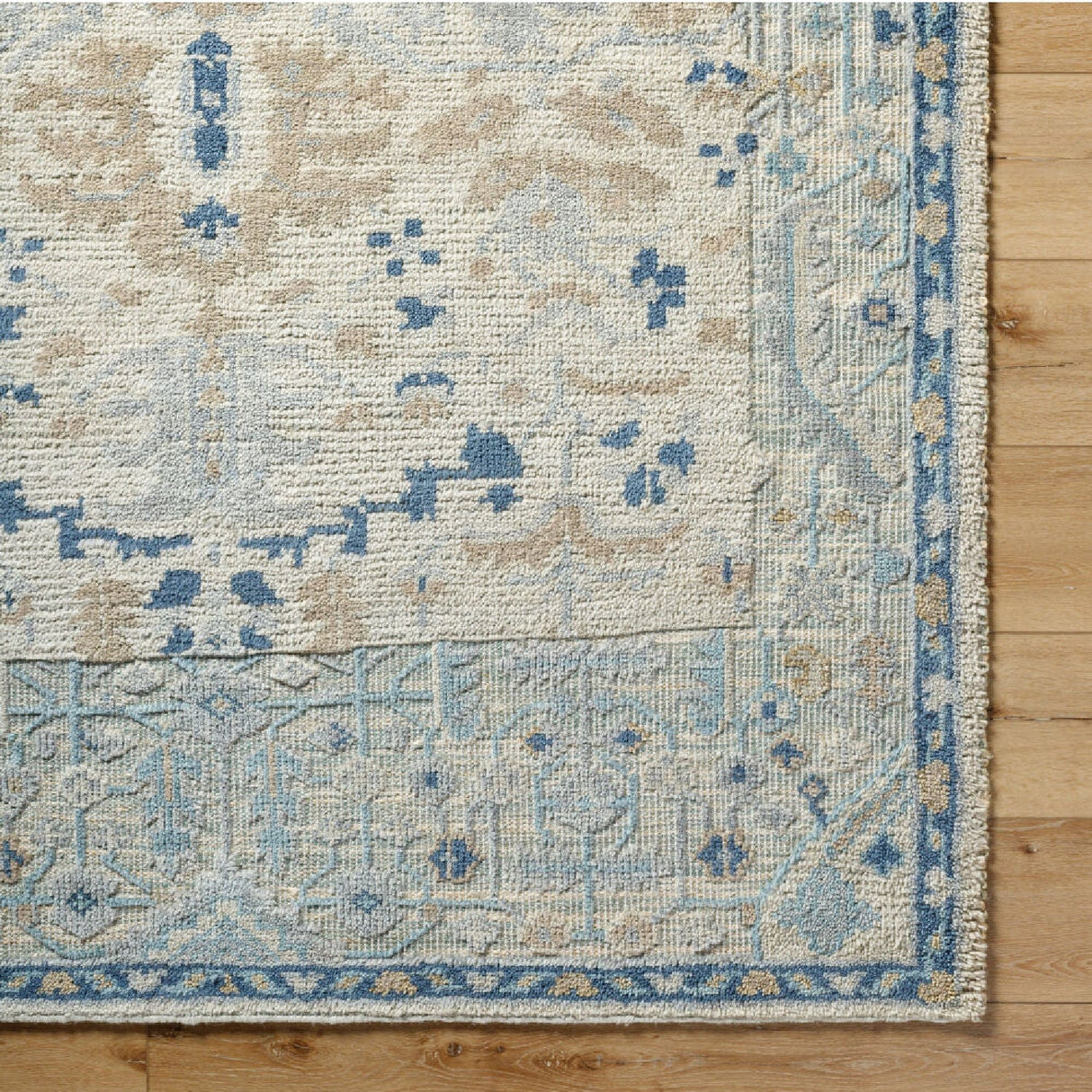 Modern furniture - Patterned Wool Blend Carpet - www.oroa.com