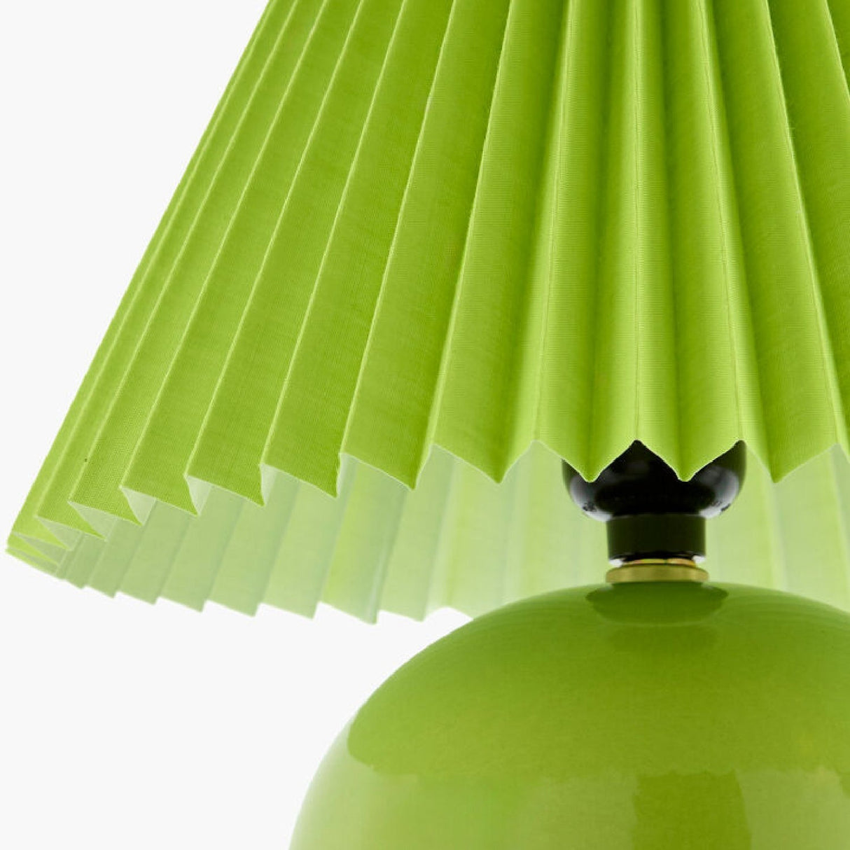 Modern European furniture - Pleated Fabric Shade Table Lamp - www.oroa.com