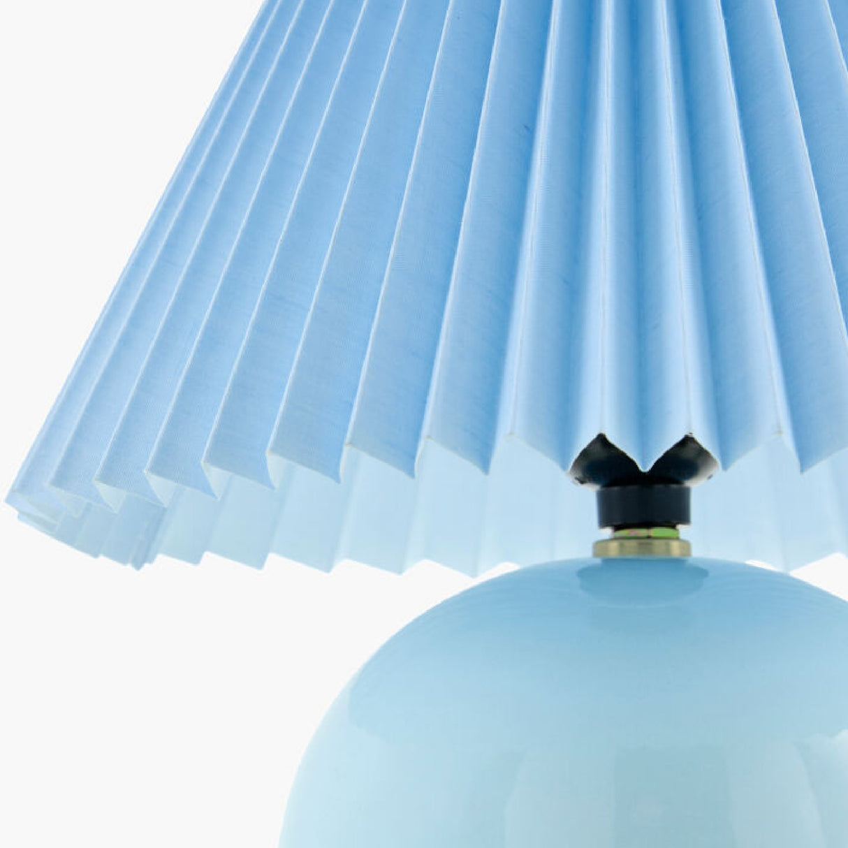 Modern European furniture - Pleated Fabric Shade Table Lamp - www.oroa.com
