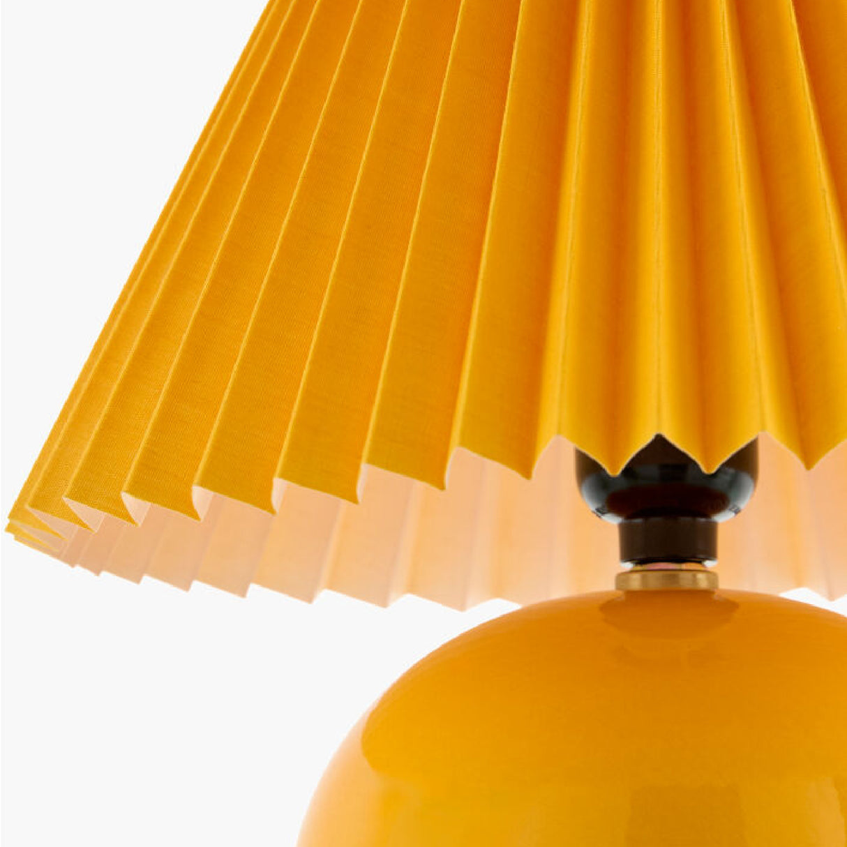 Modern European furniture - Pleated Fabric Shade Table Lamp - www.oroa.com