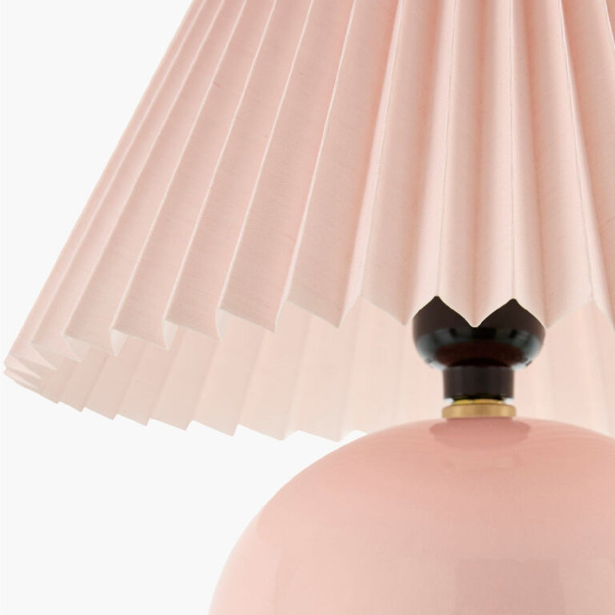 Modern European furniture - Pleated Fabric Shade Table Lamp - www.oroa.com