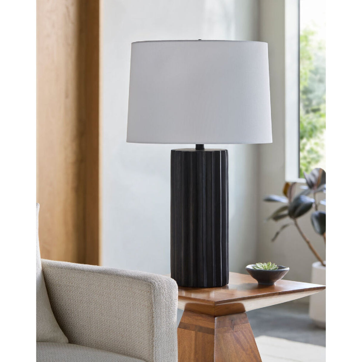 Modern European furniture - Ridged Ceramic Accent Table Lamp - www.oroa.com