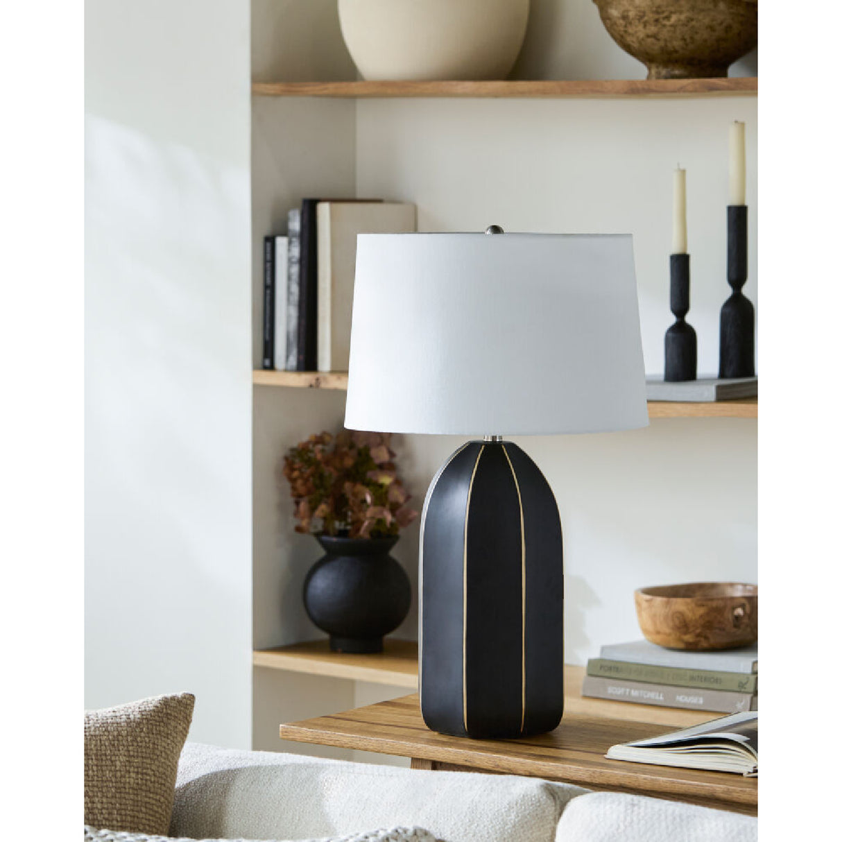 Modern European furniture - Black Ceramic Modern Table Lamp - www.oroa.com
