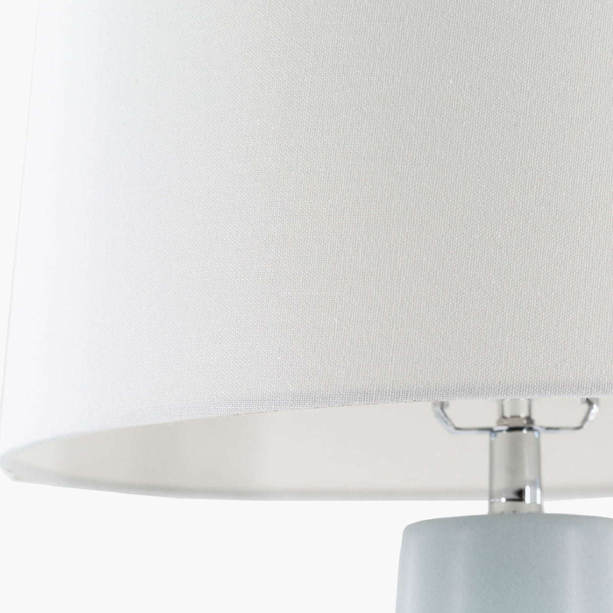 Pale Blue Ceramic Table Lamp | Oroa.com