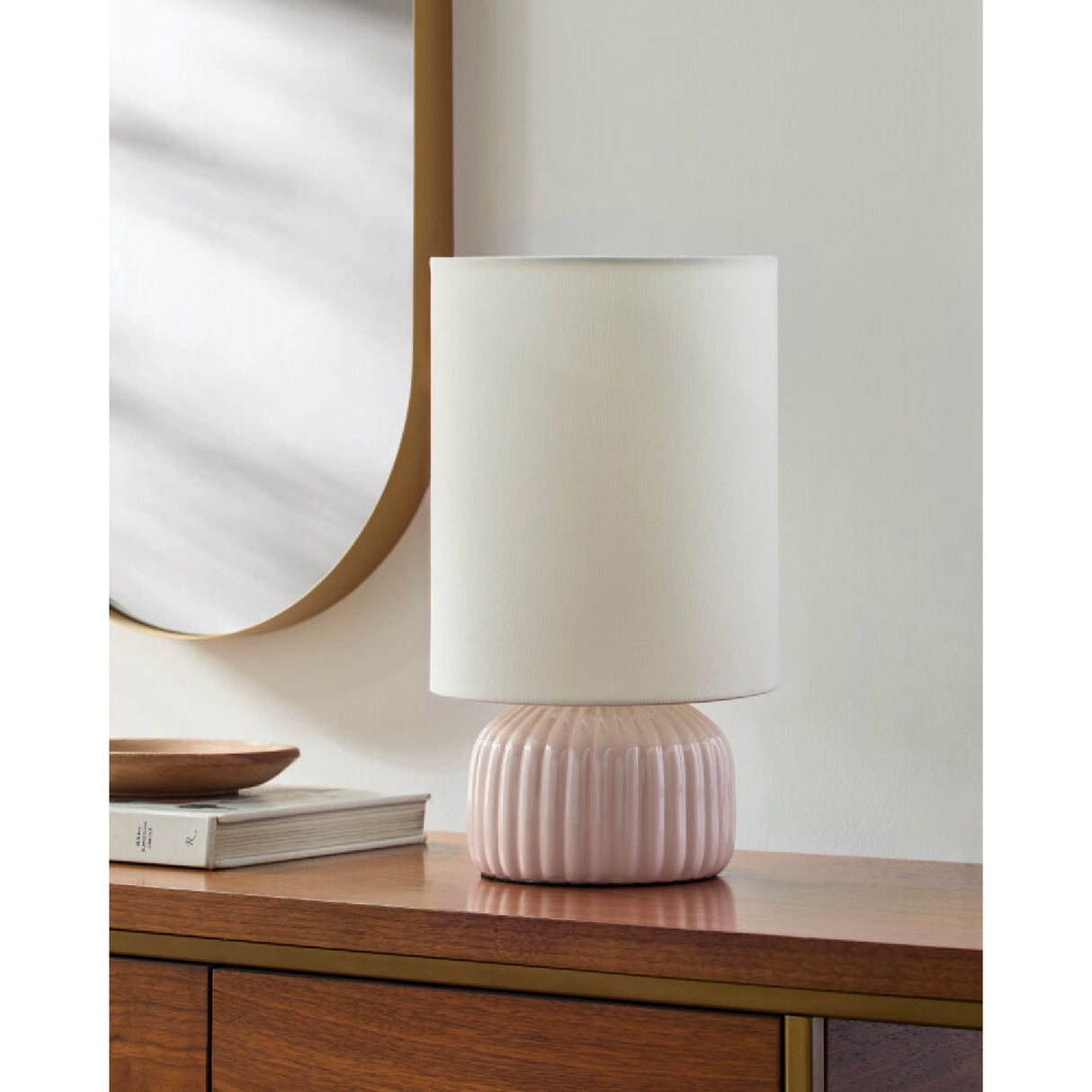 Fluted Ceramic Accent Table Lamp | Oroa.com
