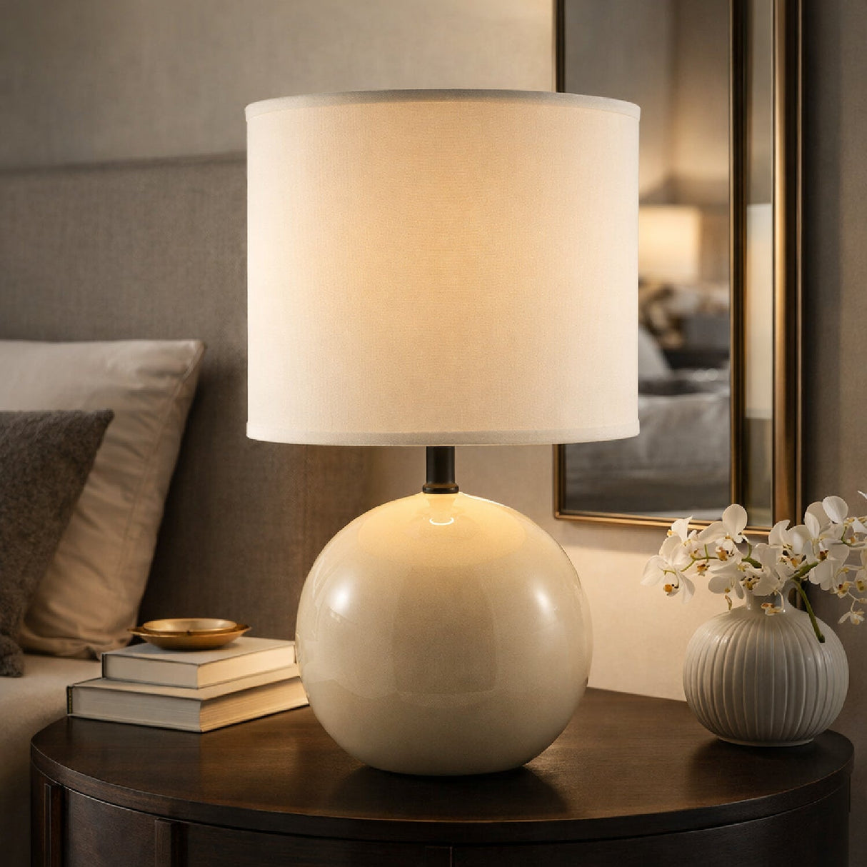 Modern European furniture - Round Ceramic Accent Table Lamp - www.oroa.com