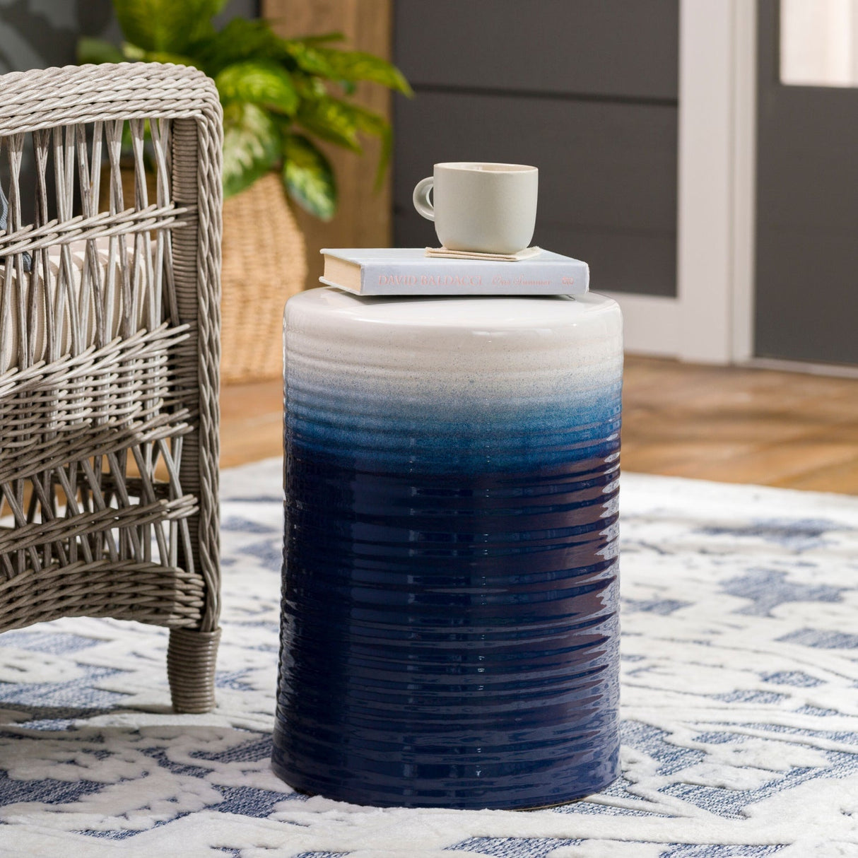 Modern European furniture - Ceramic Cylindrical Outdoor Stool - www.oroa.com