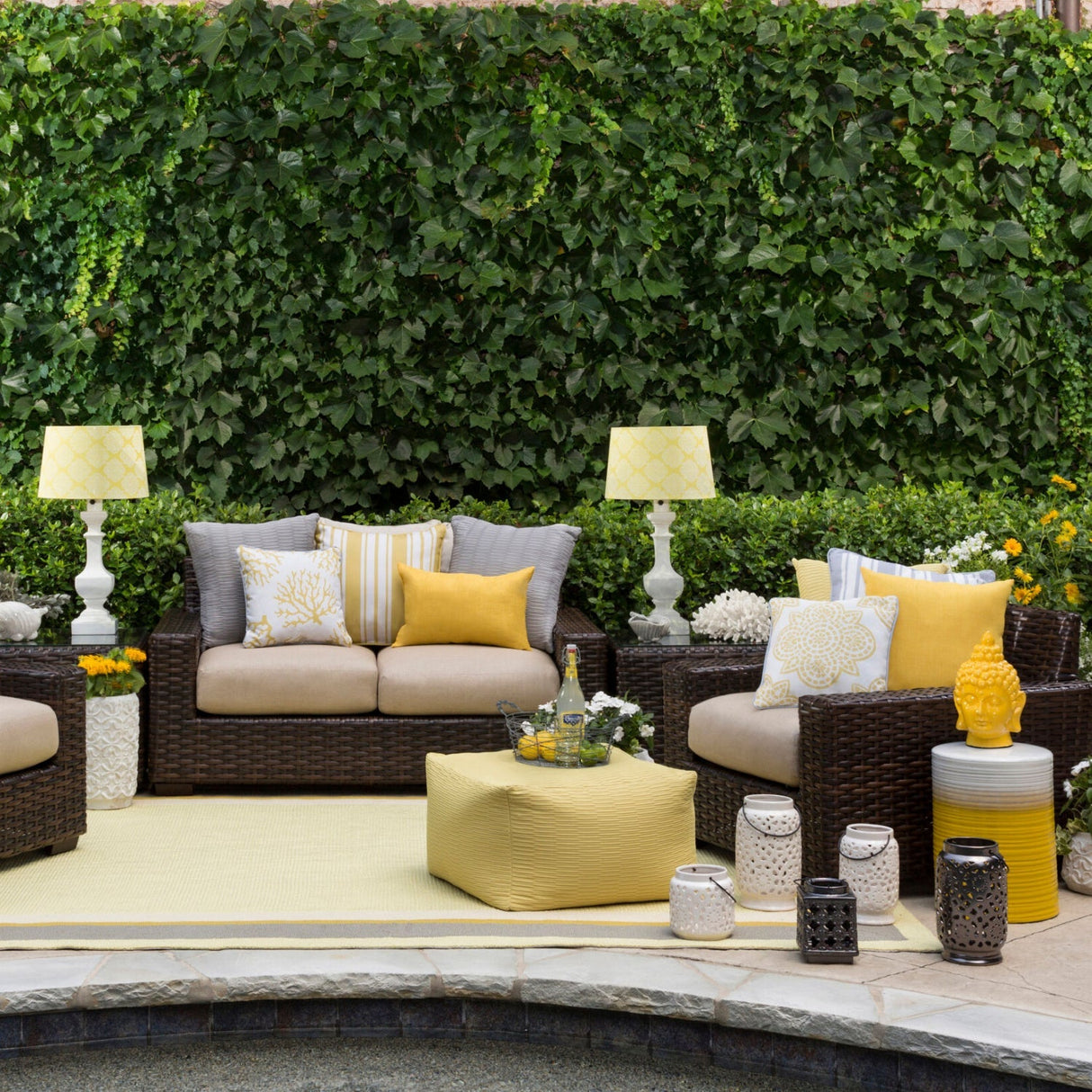 Modern European furniture - Ceramic Cylindrical Outdoor Stool - www.oroa.com