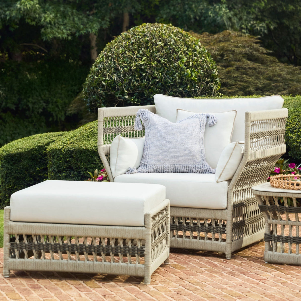 Modern European furniture - Cream Aluminum Outdoor Accent Chair - www.oroa.com
