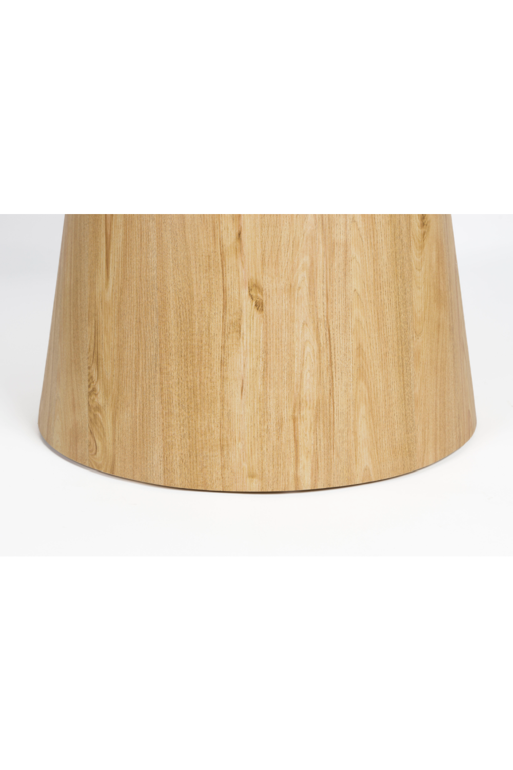 Round Wood Dining Table | DF Almira | OROA.com