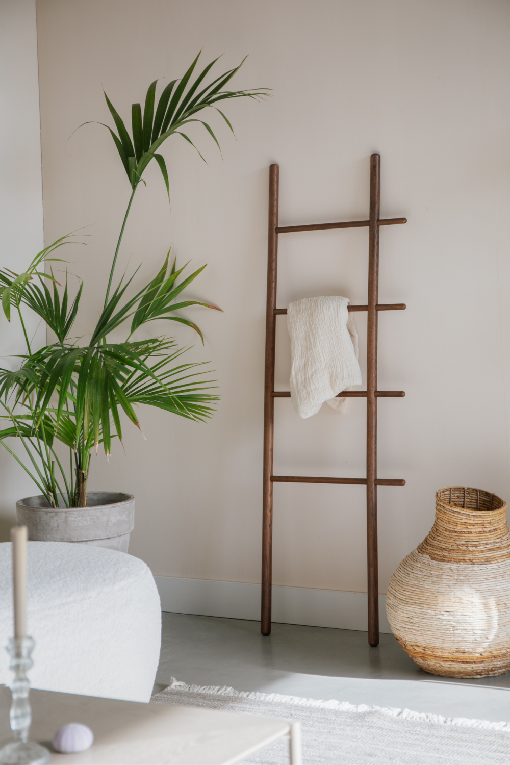 Oak Wood Ladder | DF Jhon | Oroa.com
