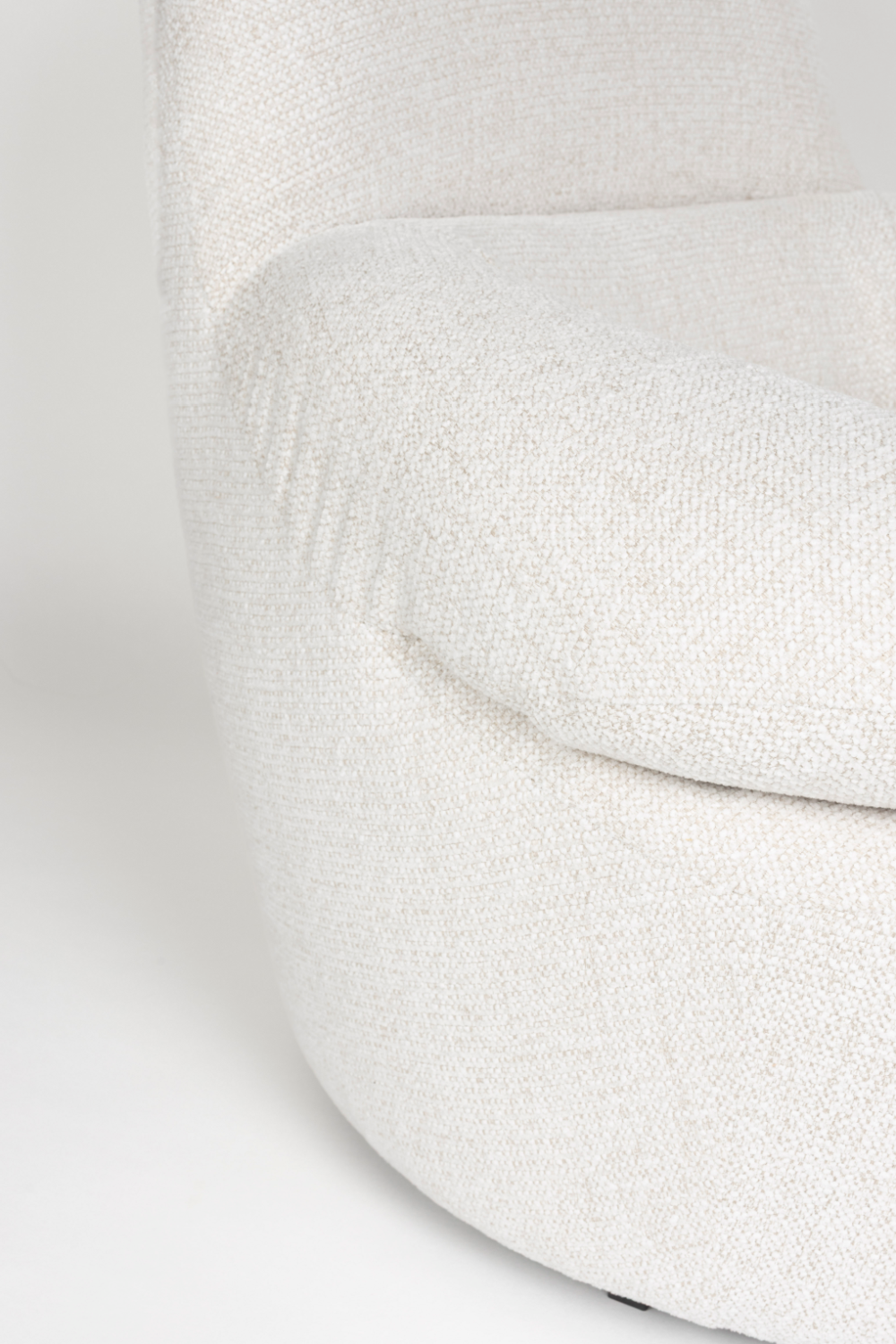 White Upholstered Lounge Chair | Oroa.com