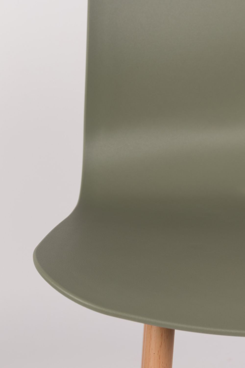 Molded Shell Dining Chairs (2) | DF Leon | Oroa.com
