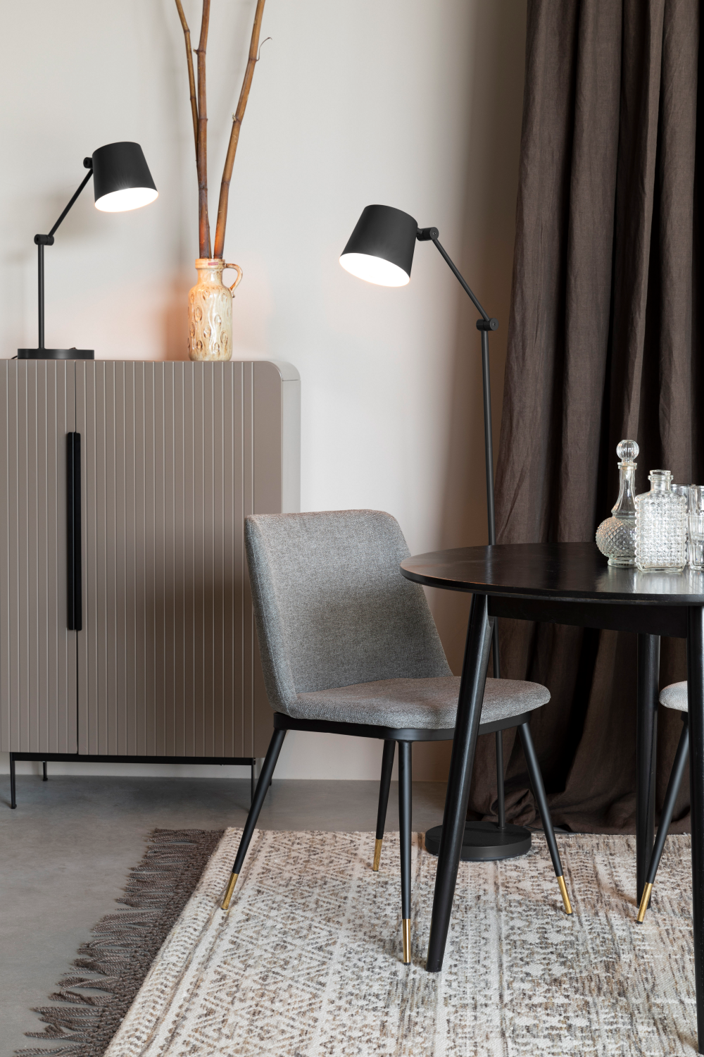 Modern Upholstered Dining Chairs (2) | DF Lionel | OROA.com