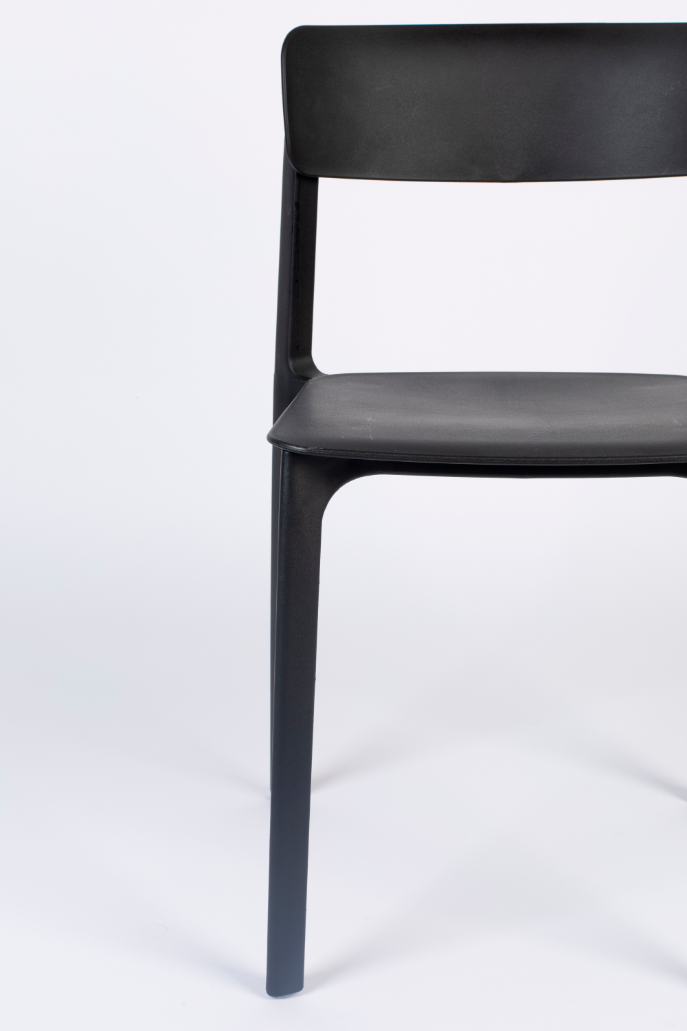 Fiberglass Modern Dining Chairs (4) | DF Clive | Oroa.com