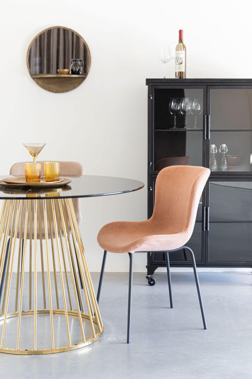 Upholstered Minimalist Dining Chairs (2) | DF Junzo | OROA.com