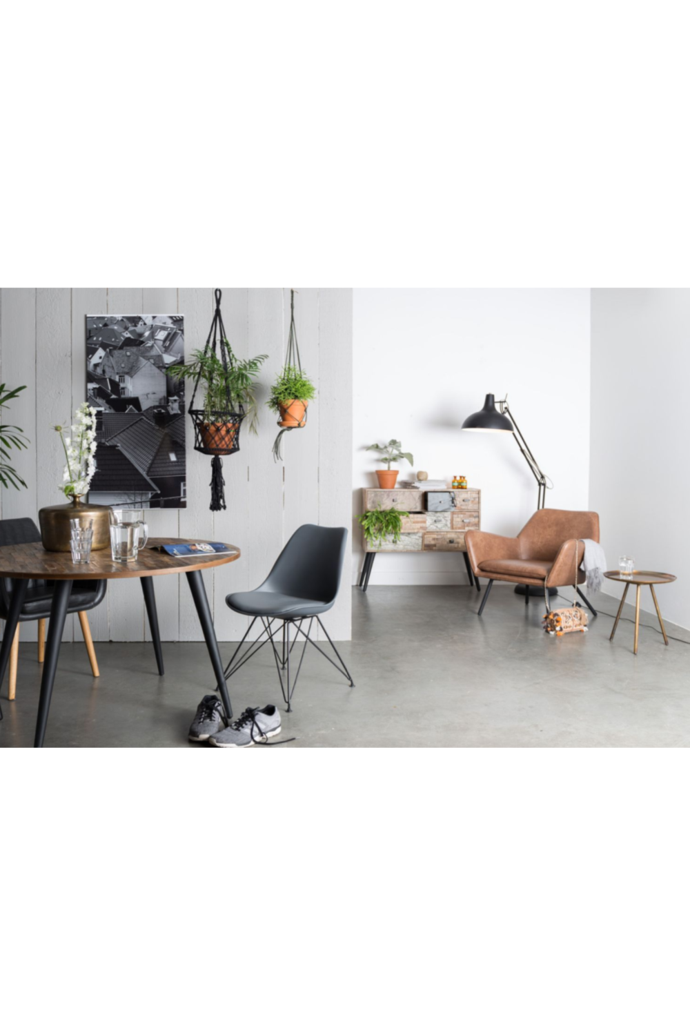 Round Teak Dining Table | DF Mo | OROA.com