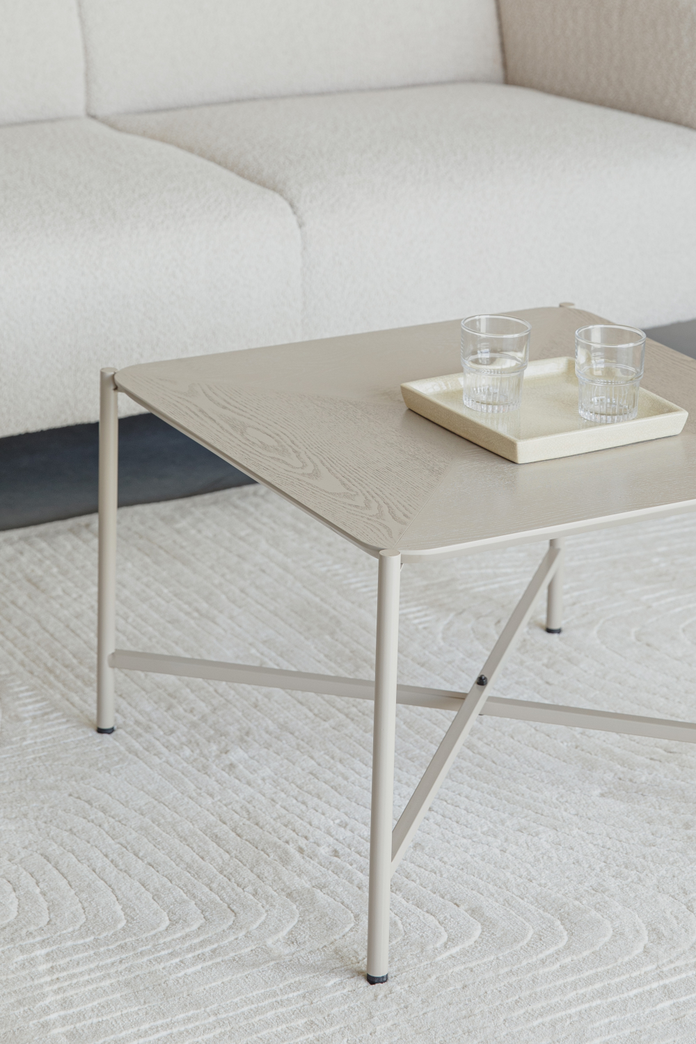 Square Coffee Table | DF Marcio | OROA.com