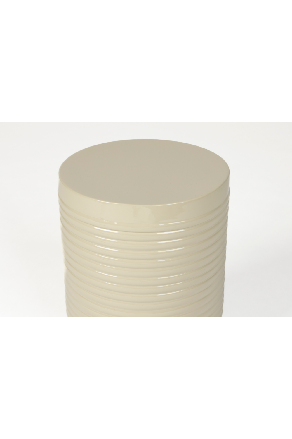 Beige Iron Side Table | DF Sven | OROA.com