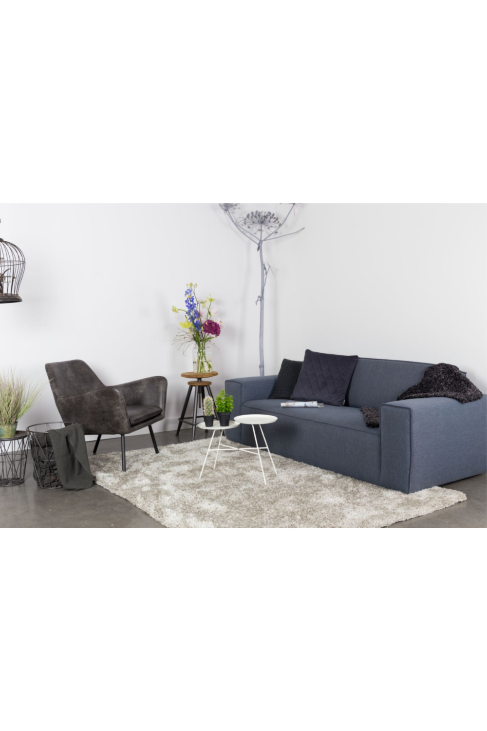 Leather Lounge Armchair | Oroa.com