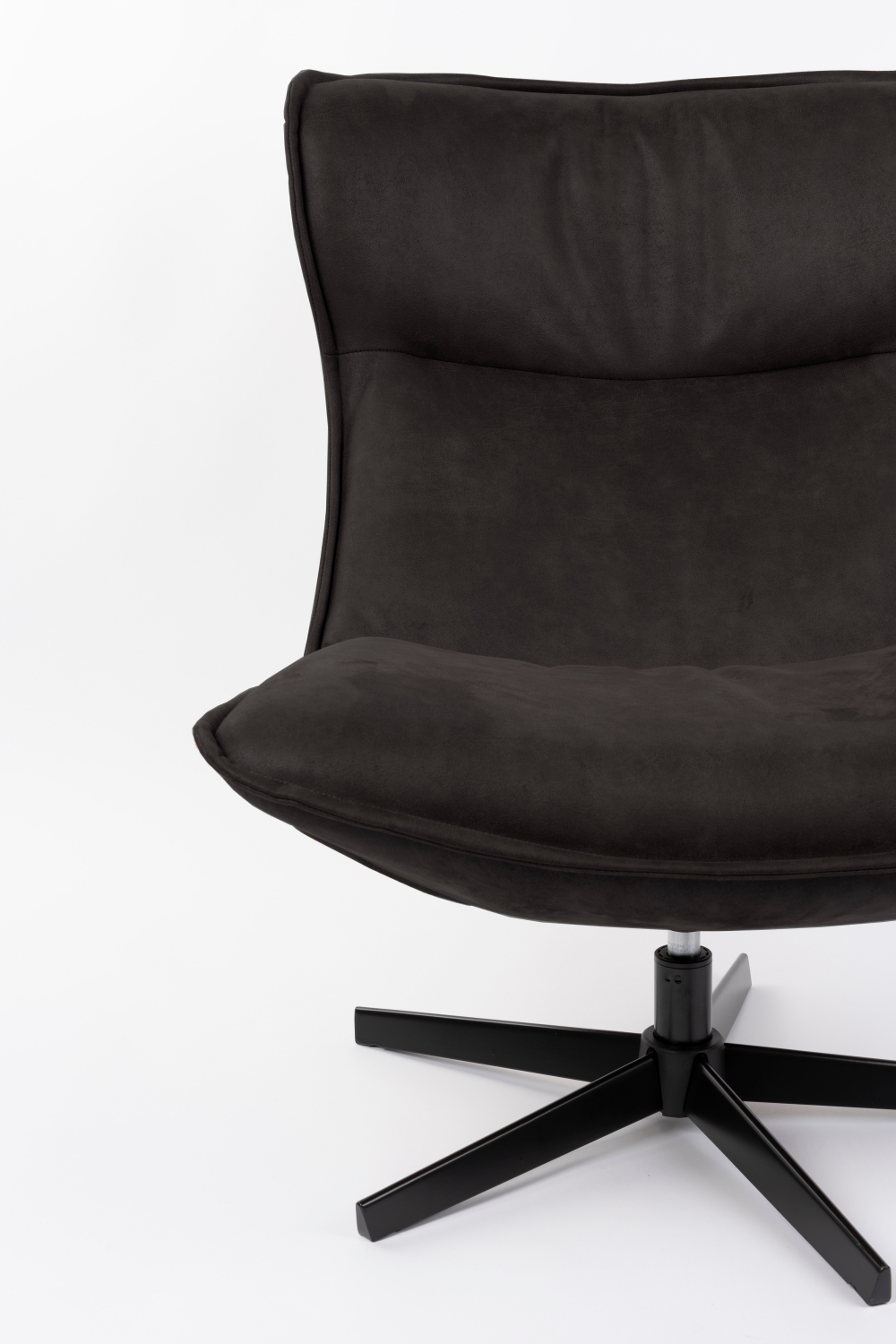 Modern Lounge Chair | DF John | OROA.com
