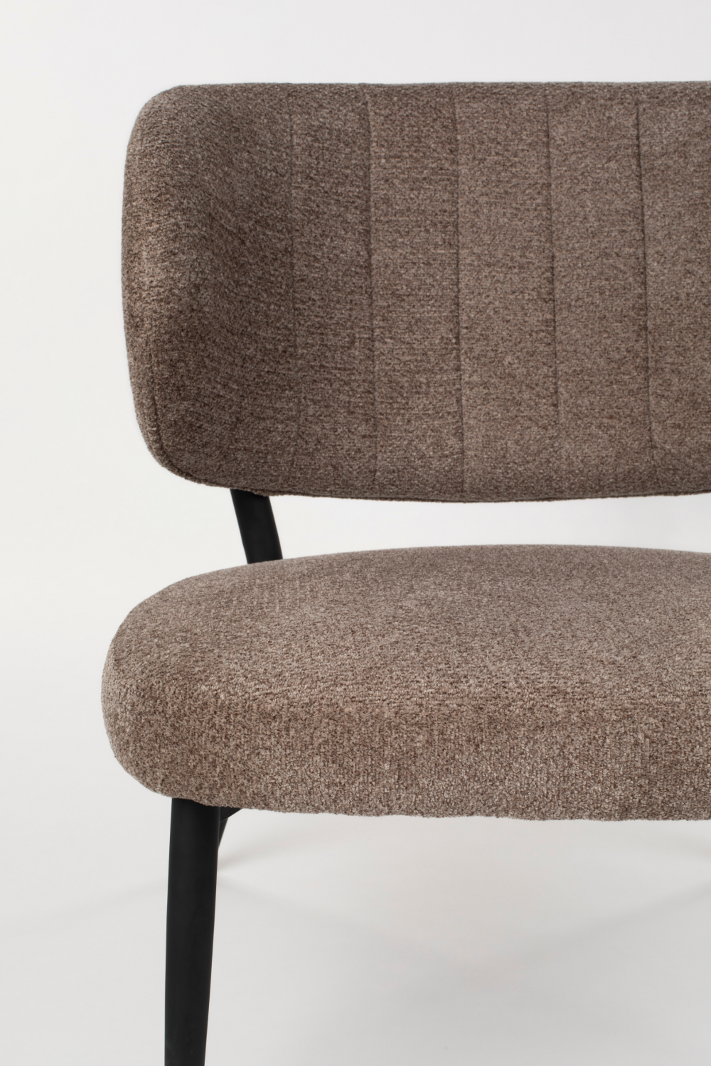 Curved-Back Lounge Chairs (2) | DF Sanne | OROA.com