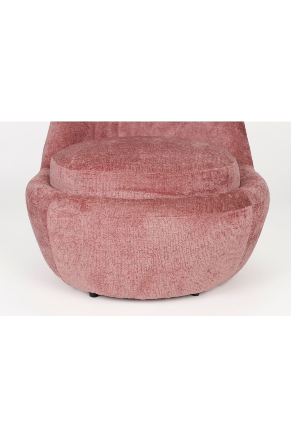 Arched Back Lounge Chair | Oroa.com