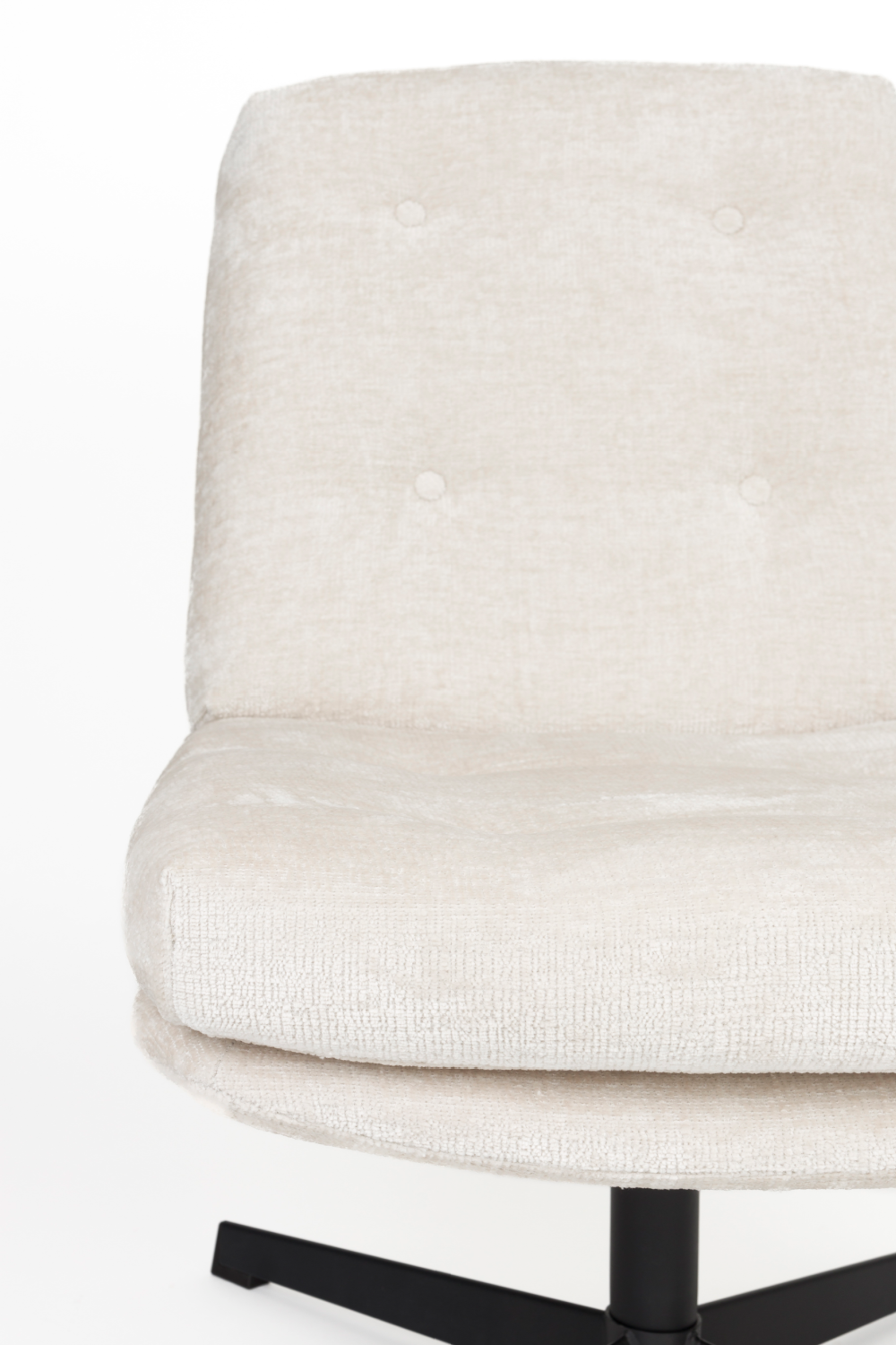 Grid-Tufted Swivel Lounge Chair | Oroa.com