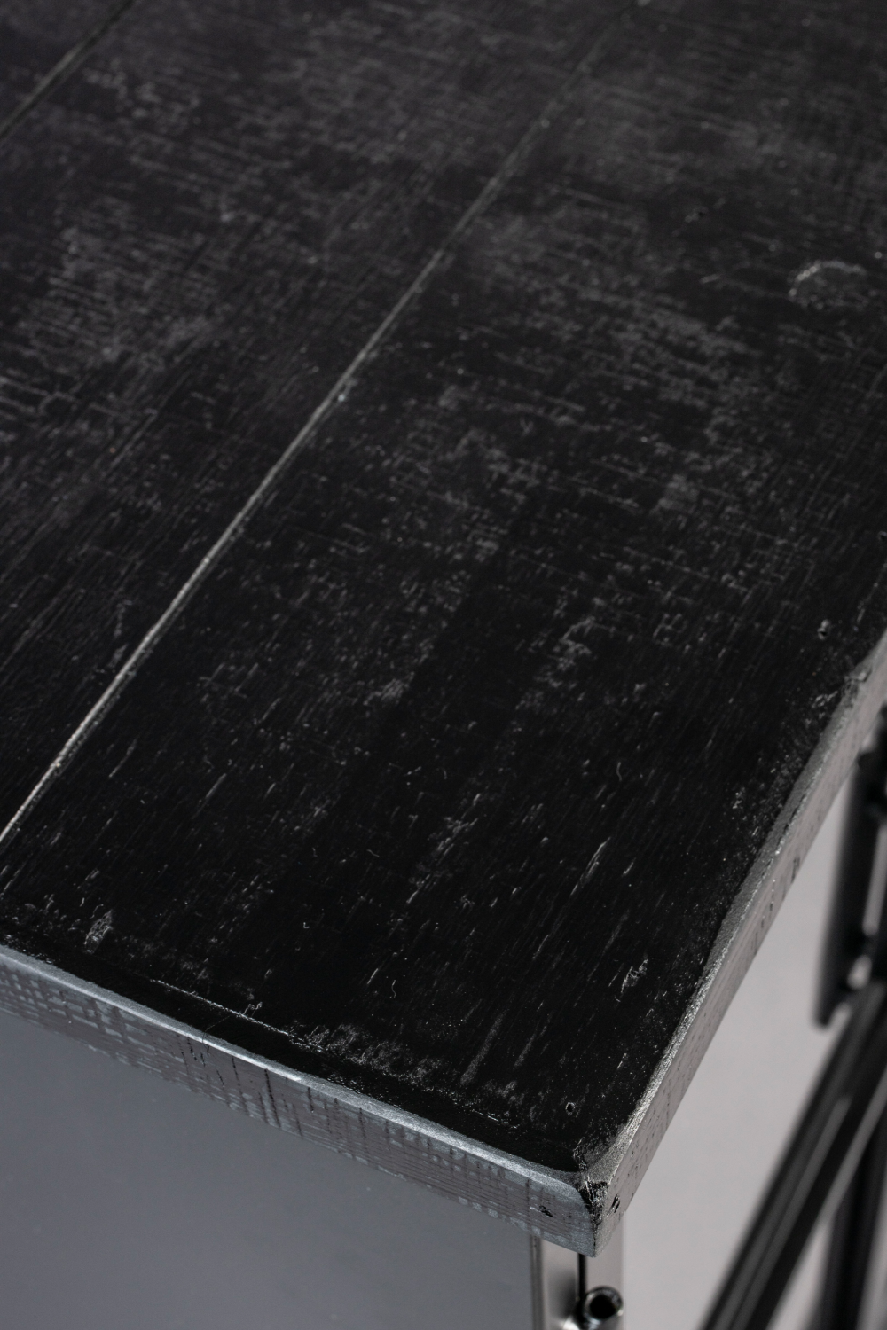 Lacquered Black Low Cabinet | DF Ferre | OROA.com