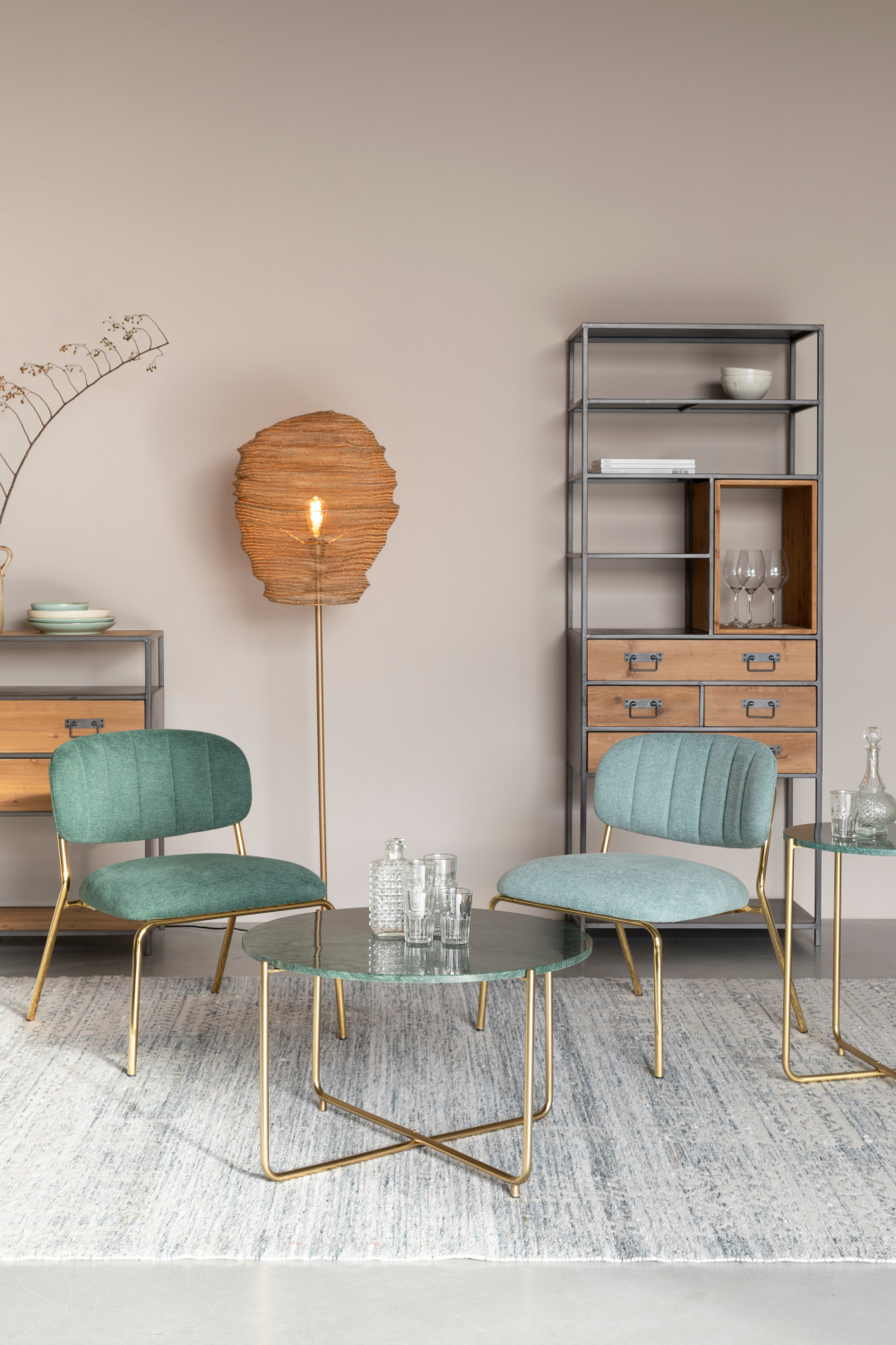 Antique Metal Floor Lamp | Oroa.com